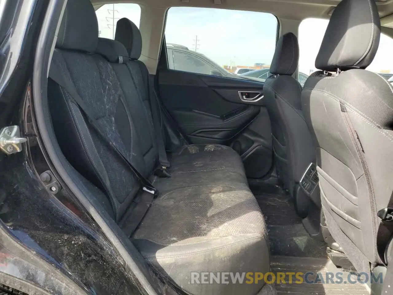 11 Photograph of a damaged car JF2SKAJC7MH470116 SUBARU FORESTER 2021