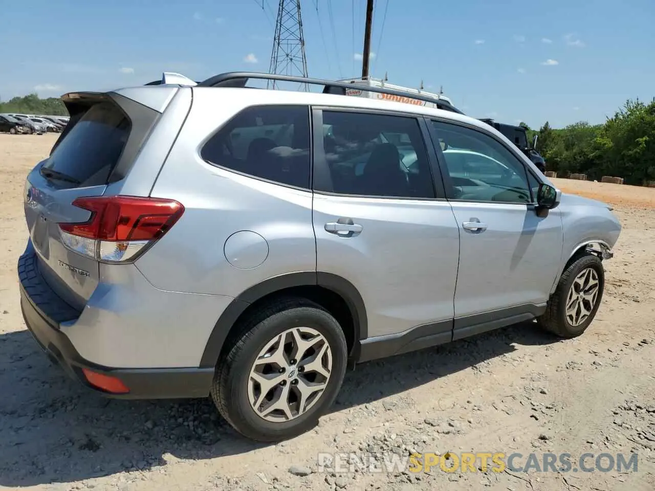 3 Photograph of a damaged car JF2SKAJC7MH522523 SUBARU FORESTER 2021
