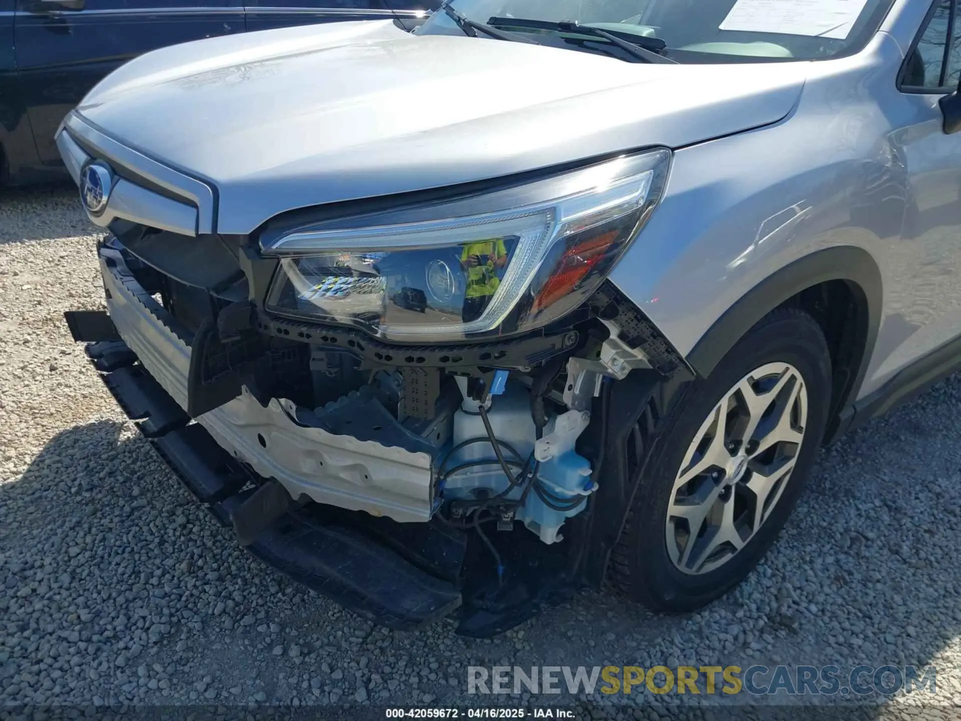 19 Photograph of a damaged car JF2SKAJC8MH522840 SUBARU FORESTER 2021