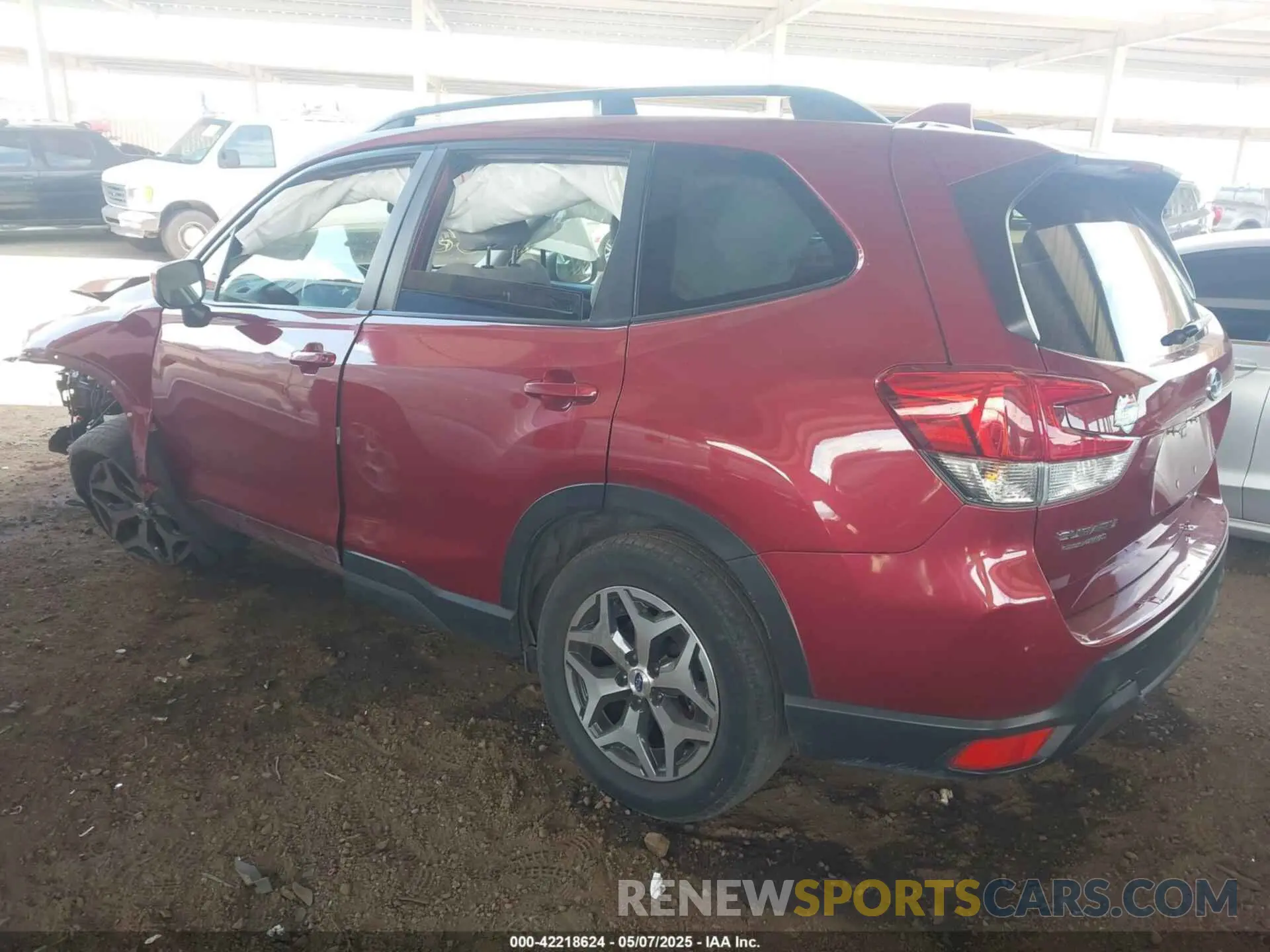 3 Photograph of a damaged car JF2SKAJCXMH467081 SUBARU FORESTER 2021