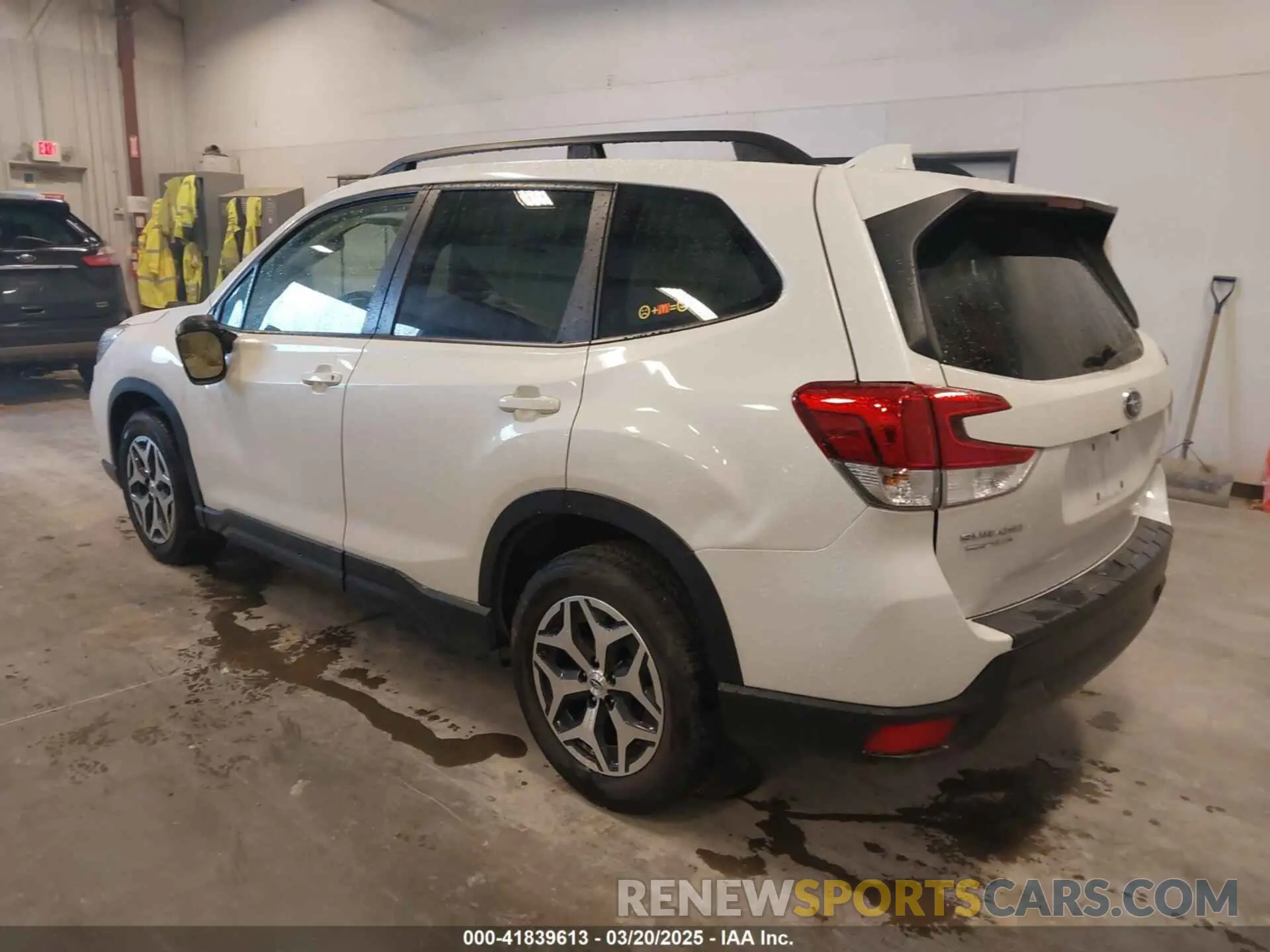 3 Photograph of a damaged car JF2SKAJCXMH496788 SUBARU FORESTER 2021