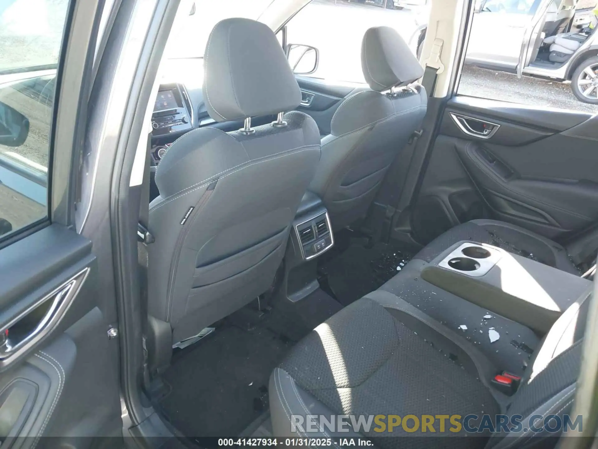 8 Photograph of a damaged car JF2SKAJCXMH556438 SUBARU FORESTER 2021