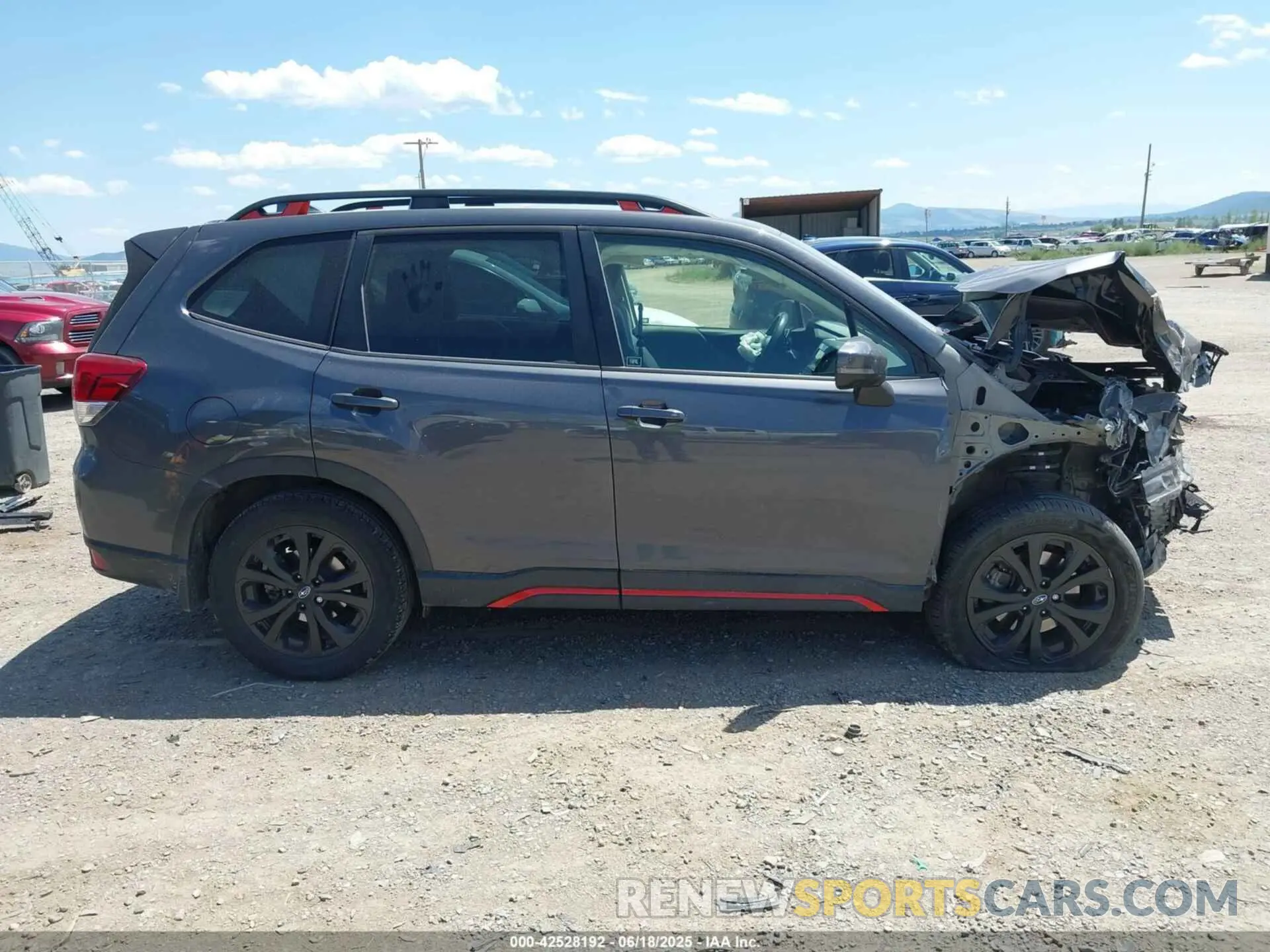 14 Photograph of a damaged car JF2SKALC6MH524096 SUBARU FORESTER 2021