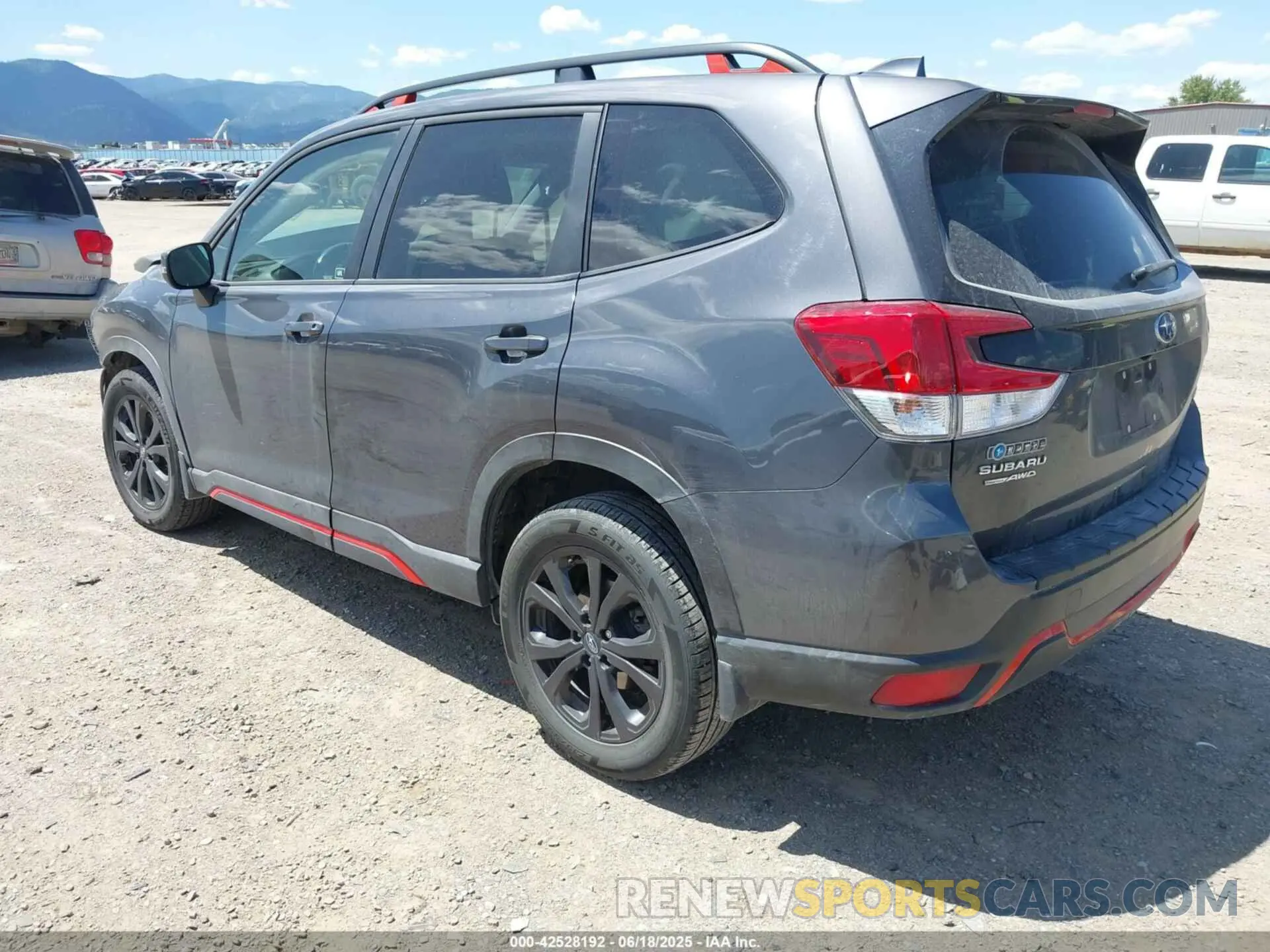 3 Photograph of a damaged car JF2SKALC6MH524096 SUBARU FORESTER 2021