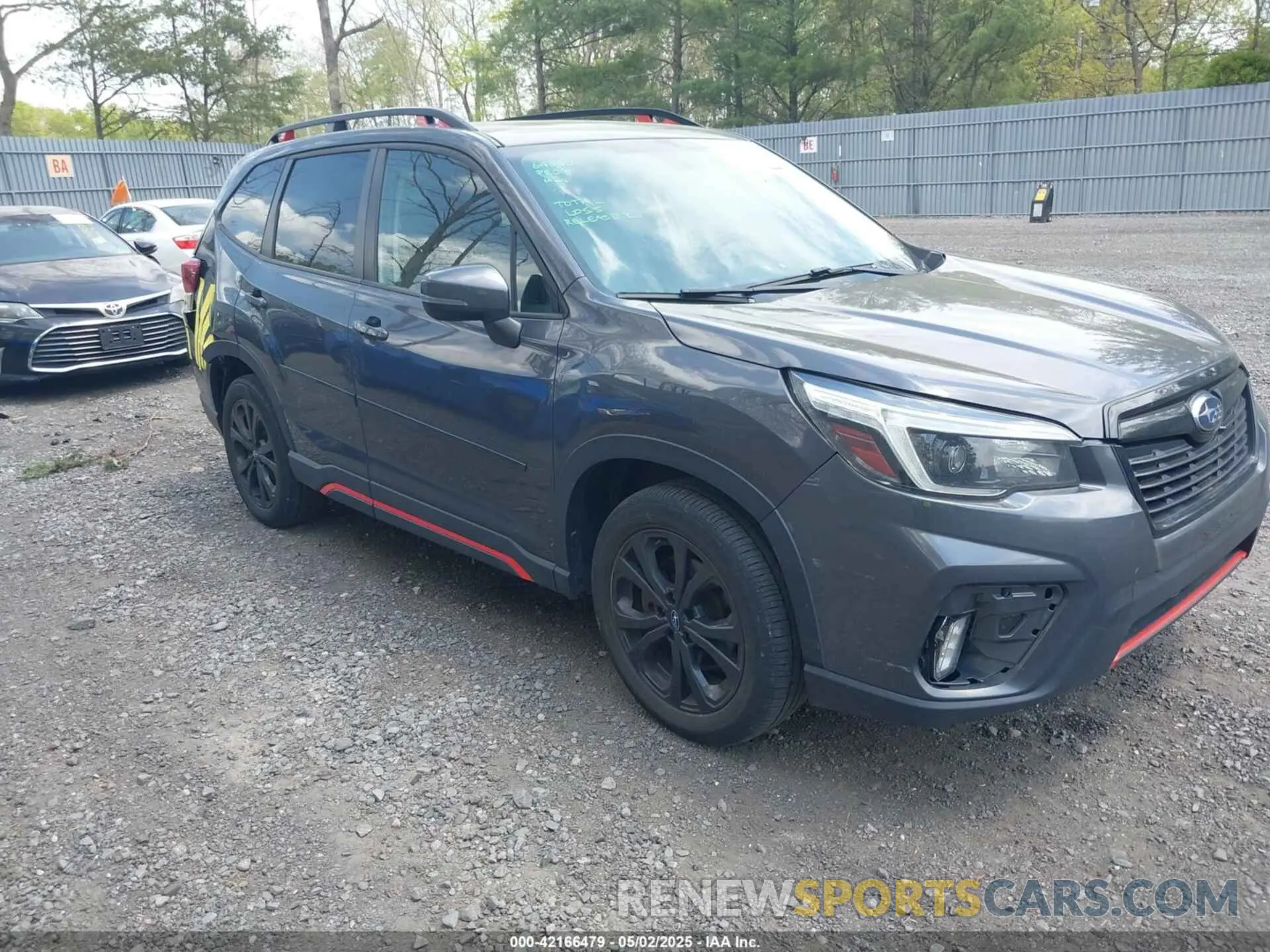 1 Photograph of a damaged car JF2SKALC7MH473370 SUBARU FORESTER 2021
