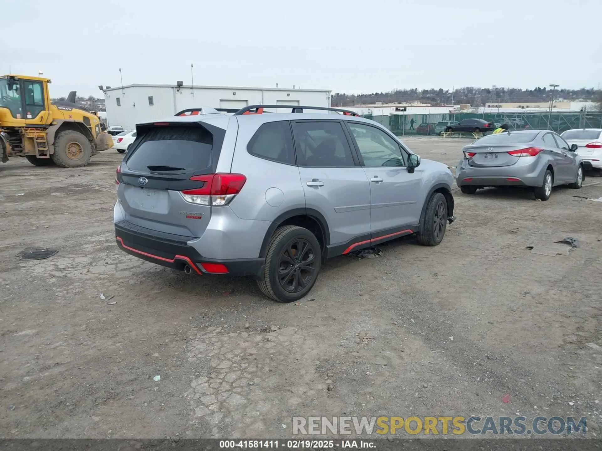 4 Photograph of a damaged car JF2SKALC9MH538400 SUBARU FORESTER 2021
