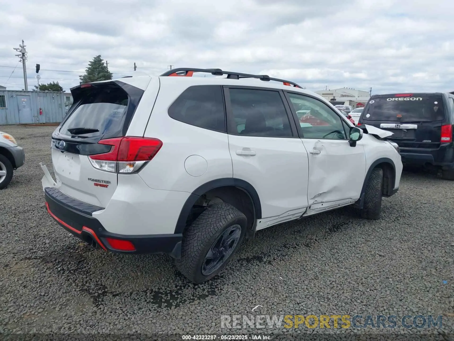 4 Photograph of a damaged car JF2SKARC0MH506247 SUBARU FORESTER 2021