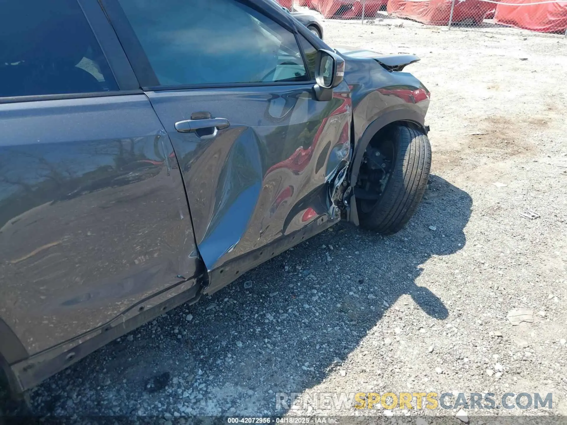 17 Photograph of a damaged car JF2SKARC1MH500487 SUBARU FORESTER 2021