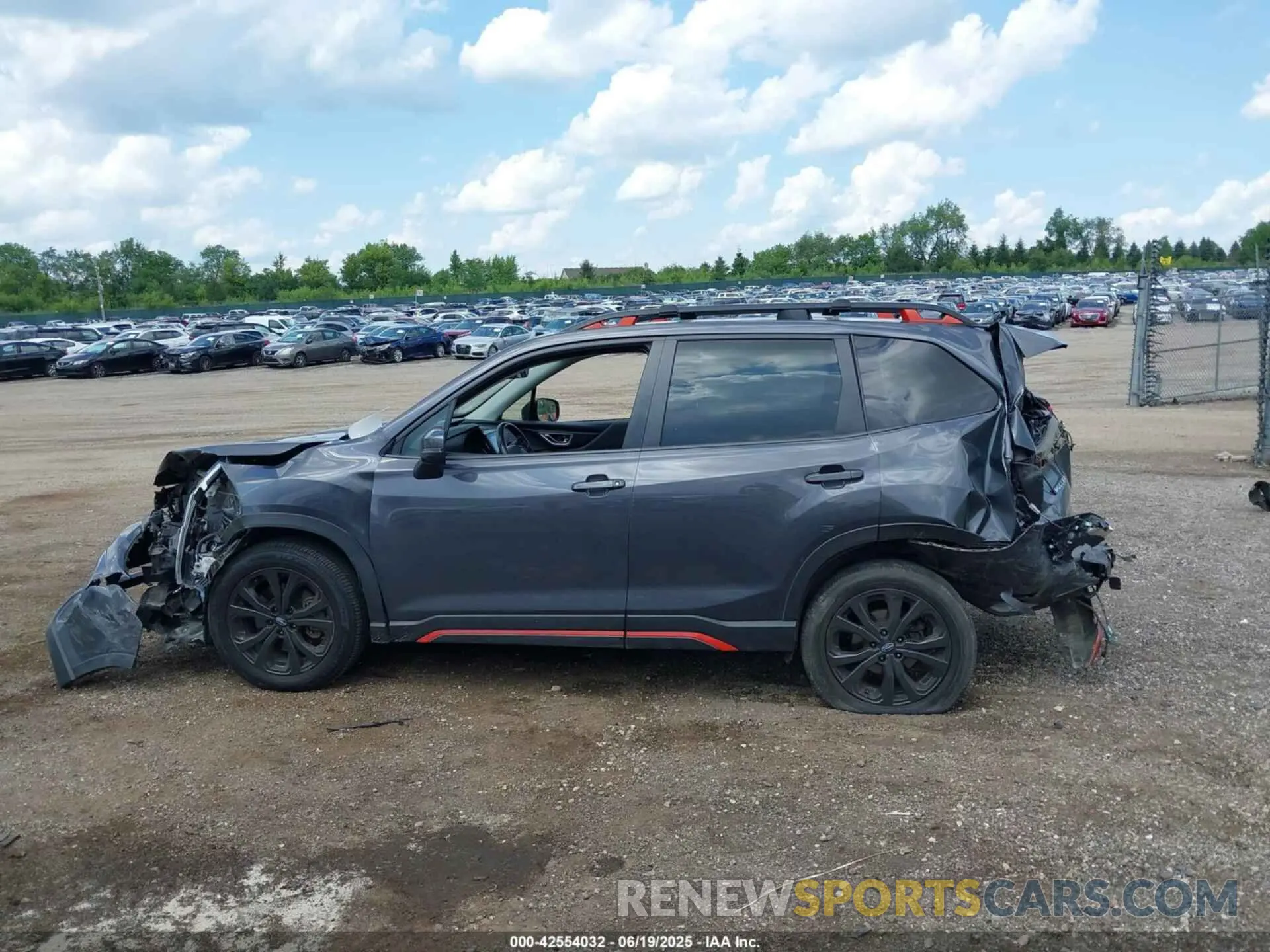 14 Photograph of a damaged car JF2SKARC3MH516870 SUBARU FORESTER 2021