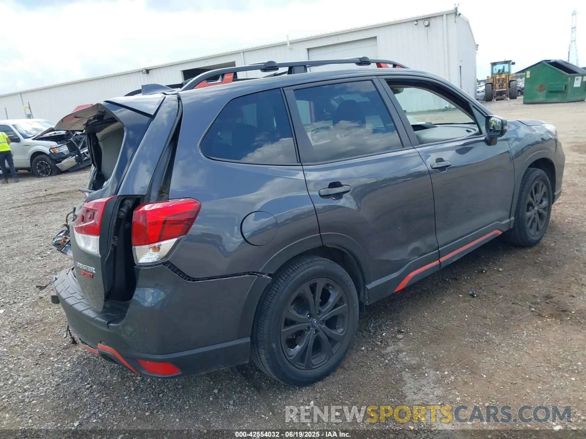 4 Photograph of a damaged car JF2SKARC3MH516870 SUBARU FORESTER 2021