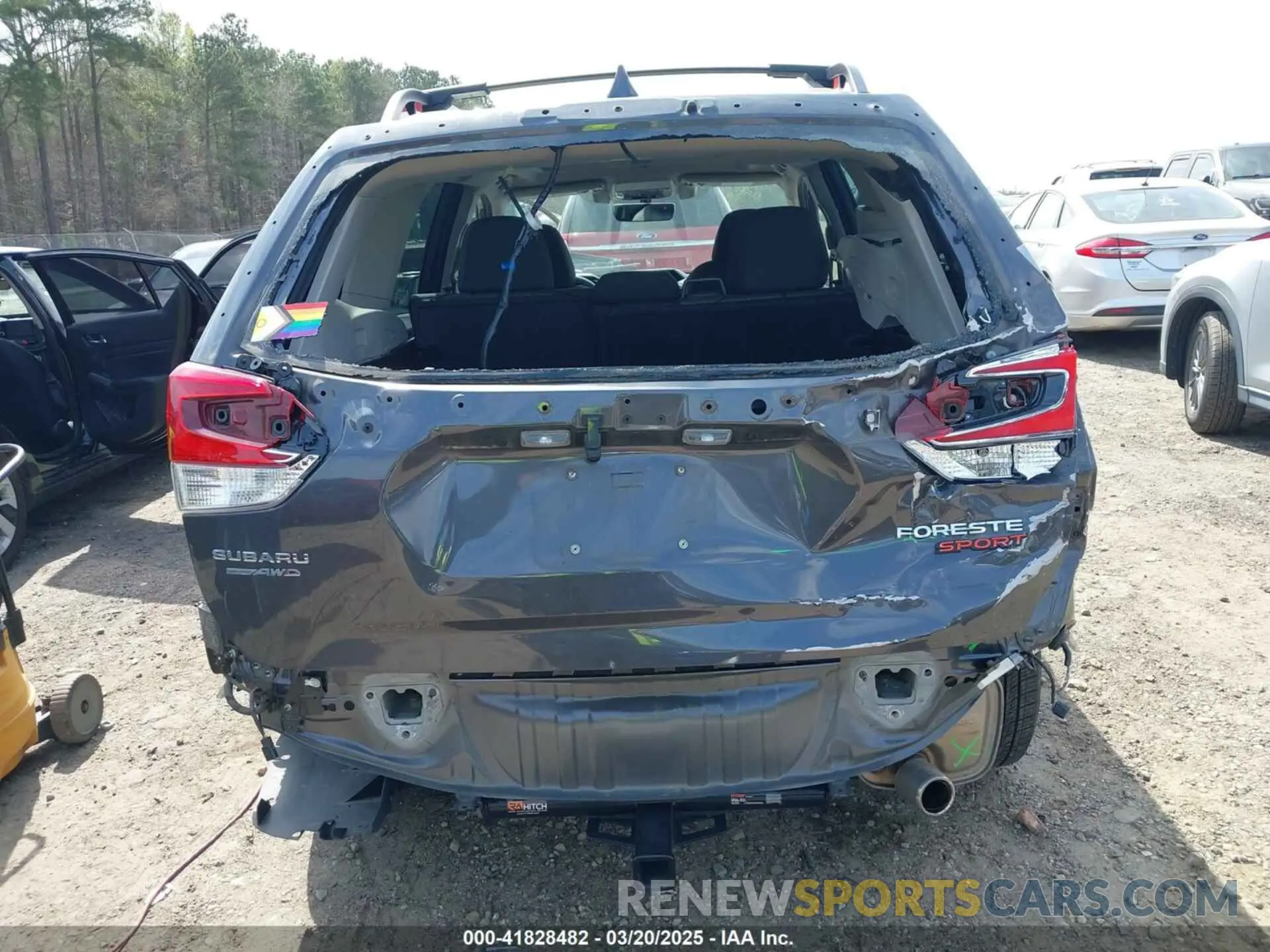 17 Photograph of a damaged car JF2SKARC5MH490062 SUBARU FORESTER 2021
