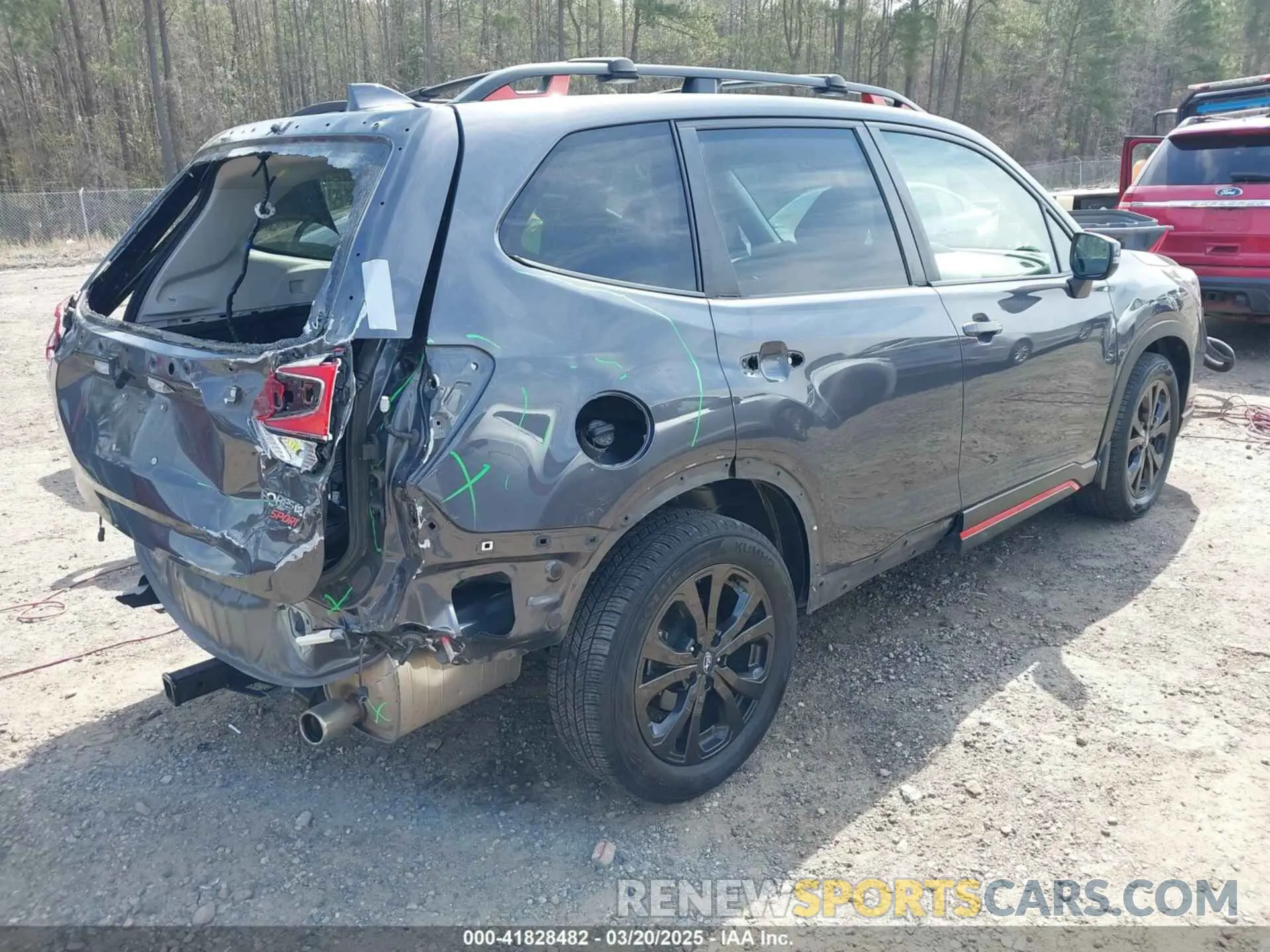4 Photograph of a damaged car JF2SKARC5MH490062 SUBARU FORESTER 2021