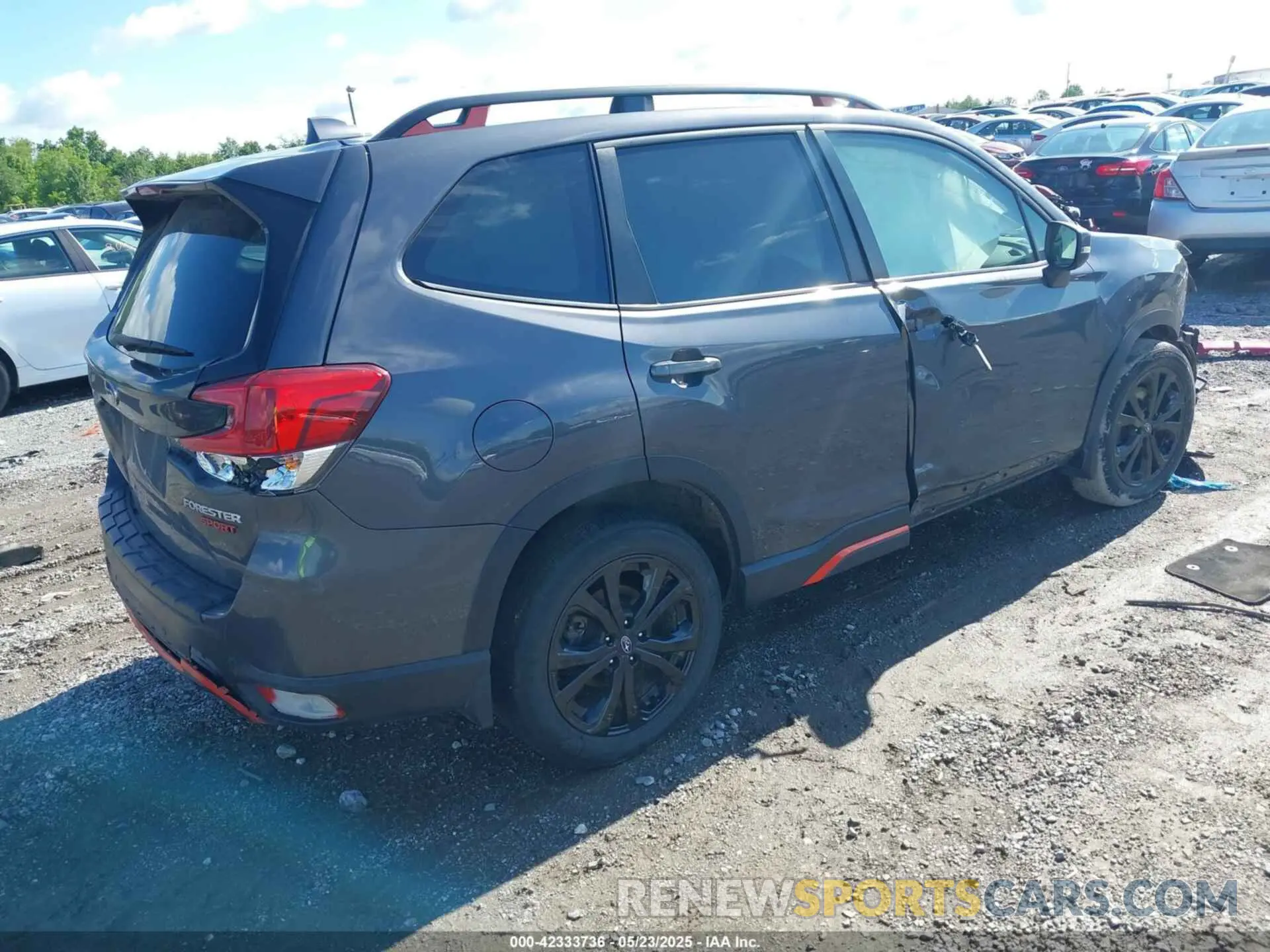 4 Photograph of a damaged car JF2SKARC8MH583089 SUBARU FORESTER 2021