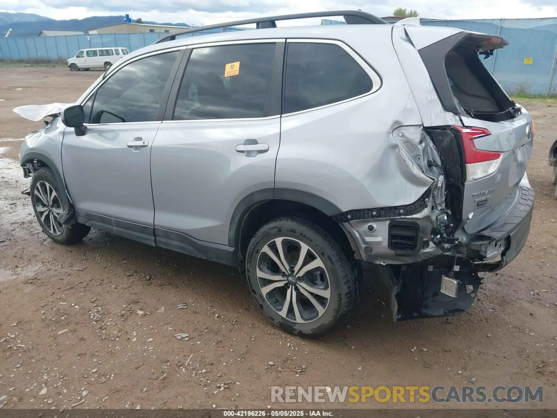 3 Photograph of a damaged car JF2SKASC5MH431586 SUBARU FORESTER 2021