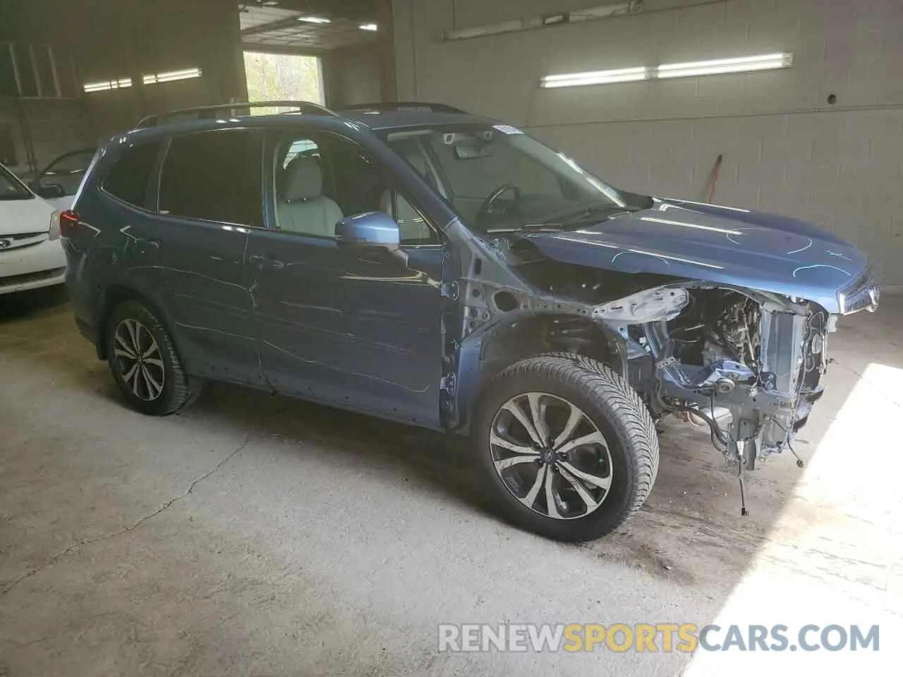 4 Photograph of a damaged car JF2SKASCXMH586022 SUBARU FORESTER 2021