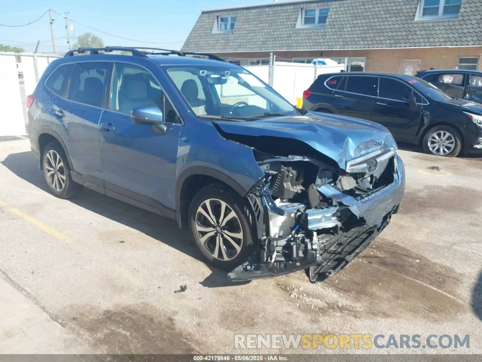 1 Photograph of a damaged car JF2SKAUC2MH439576 SUBARU FORESTER 2021