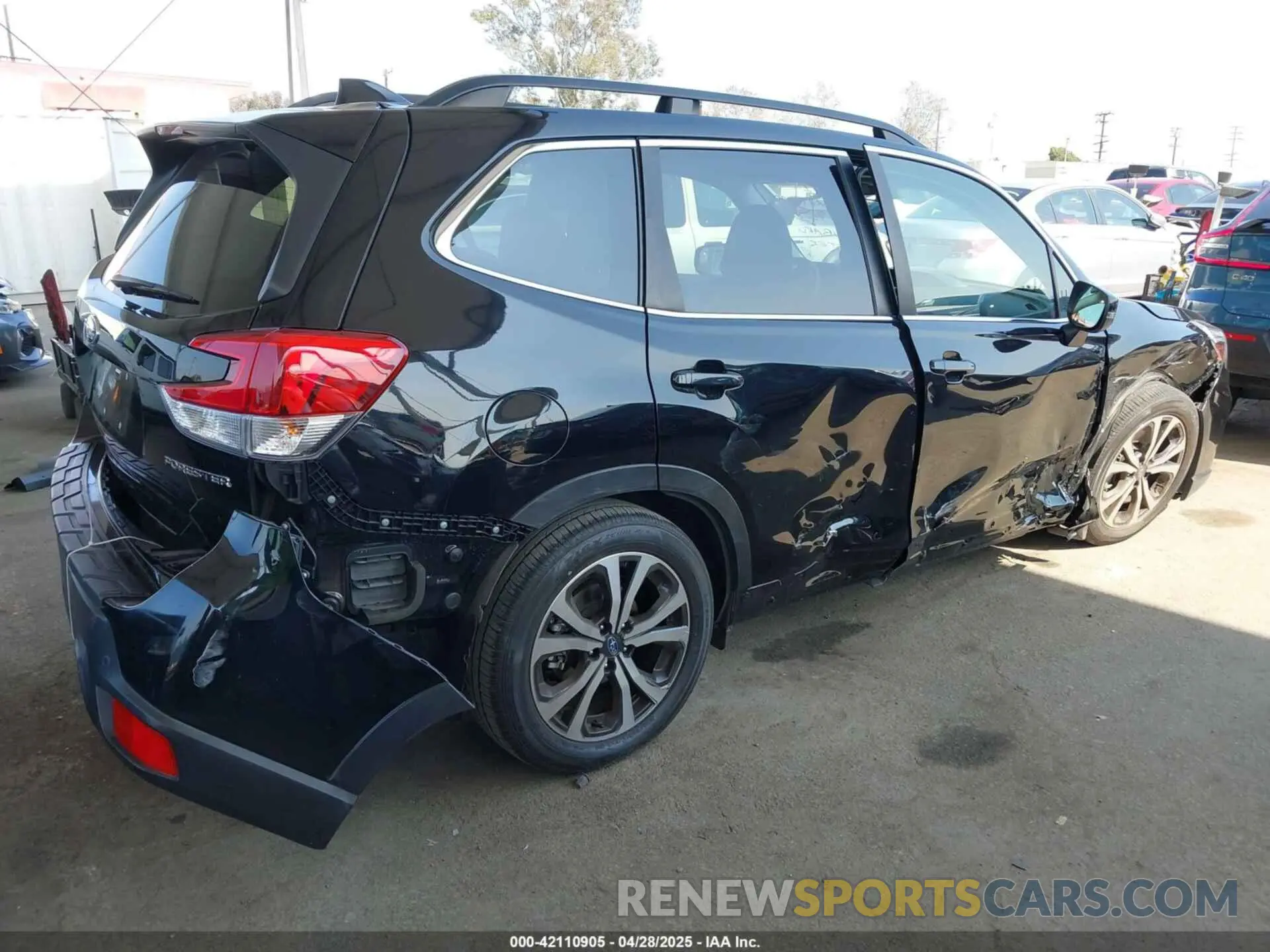 4 Photograph of a damaged car JF2SKAUC3MH420275 SUBARU FORESTER 2021