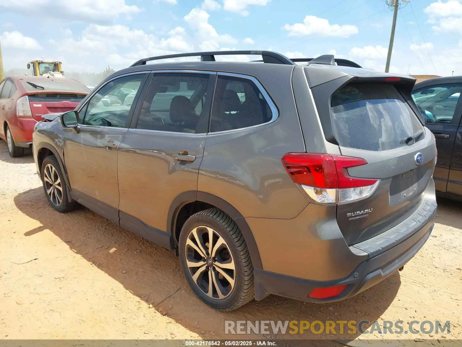 3 Photograph of a damaged car JF2SKAUC4MH465077 SUBARU FORESTER 2021