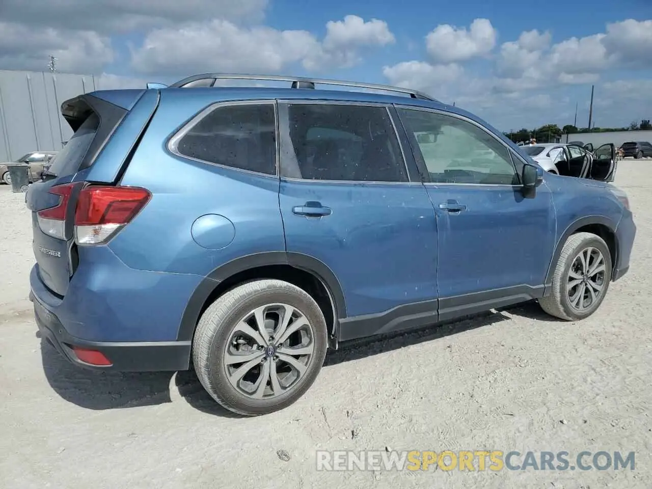 3 Photograph of a damaged car JF2SKAUC5MH419225 SUBARU FORESTER 2021