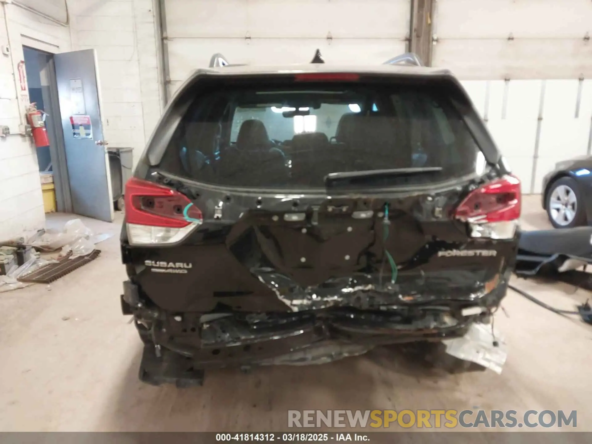 17 Photograph of a damaged car JF2SKAUC6MH443923 SUBARU FORESTER 2021