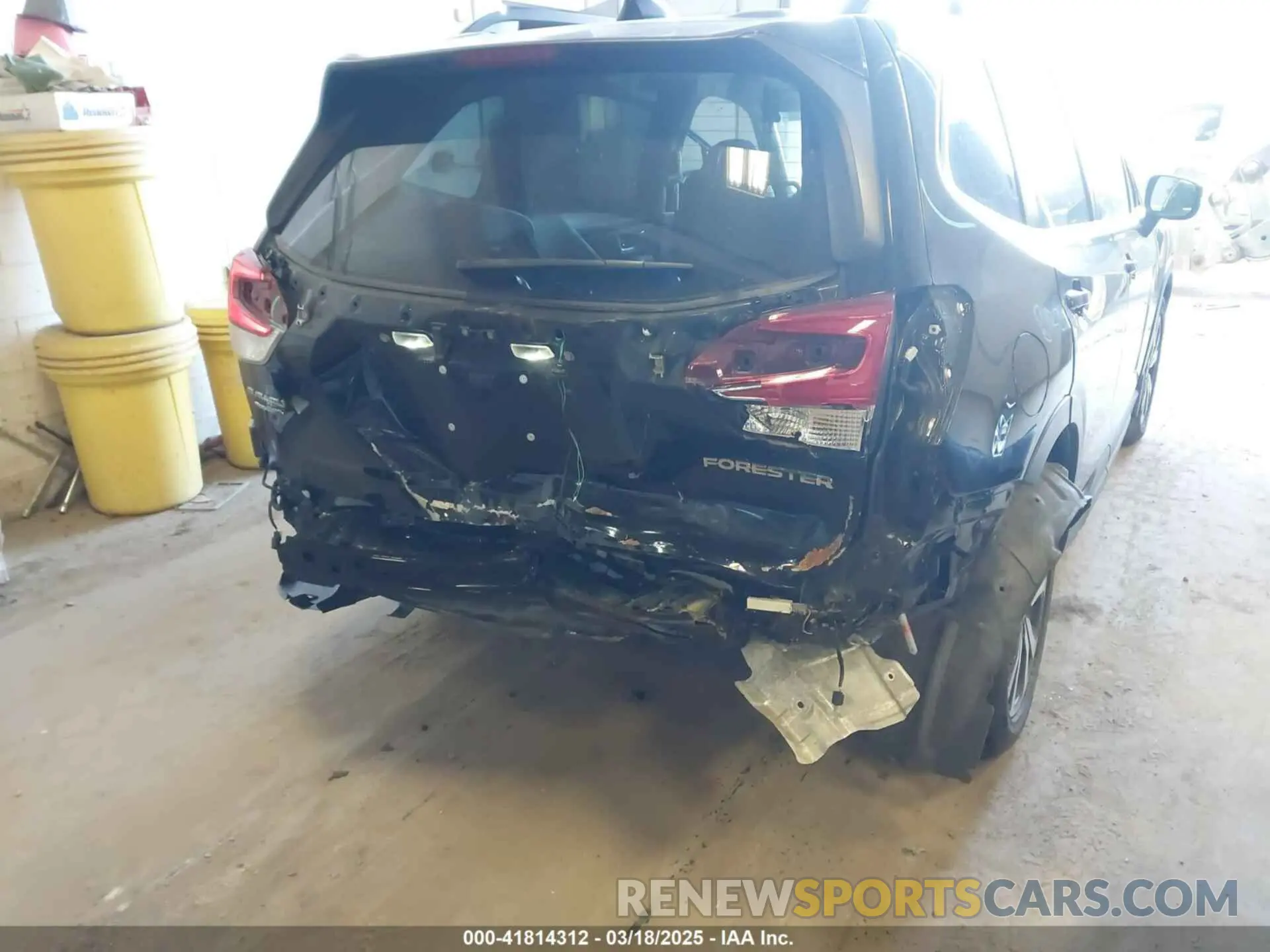 6 Photograph of a damaged car JF2SKAUC6MH443923 SUBARU FORESTER 2021