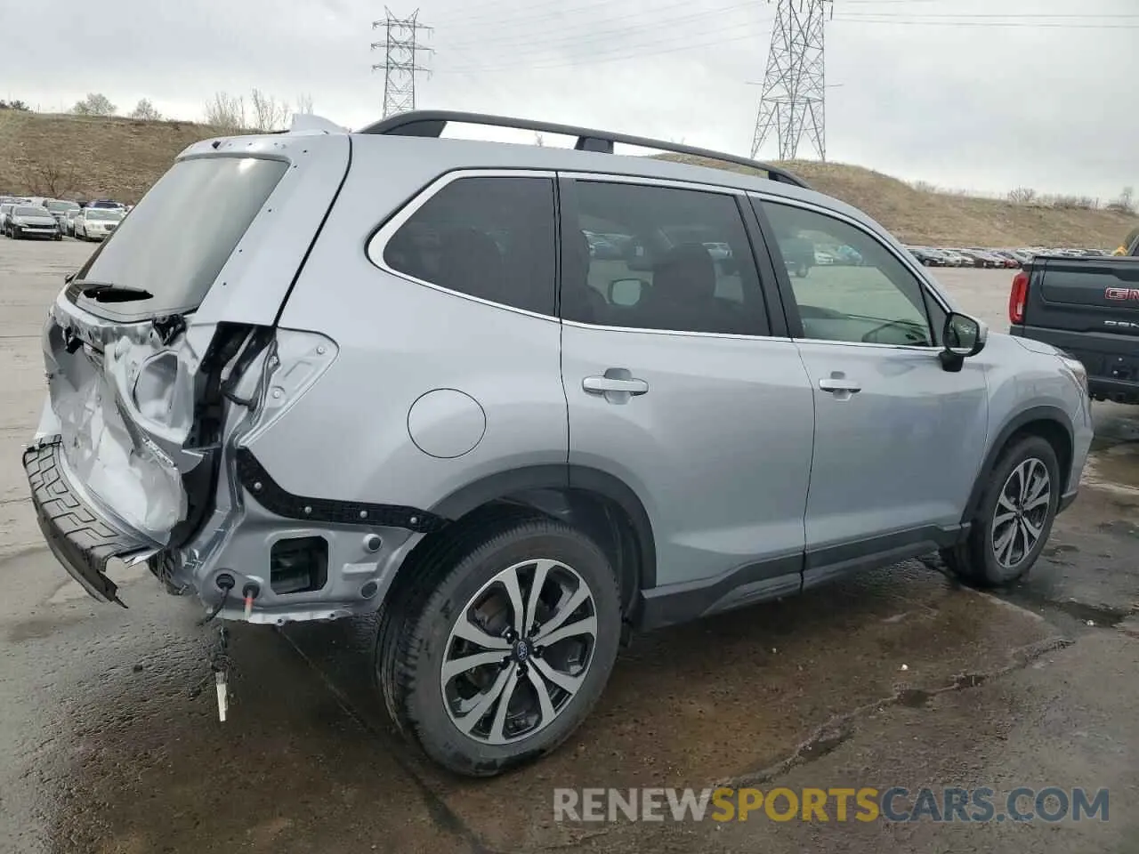 3 Photograph of a damaged car JF2SKAUC8MH455281 SUBARU FORESTER 2021