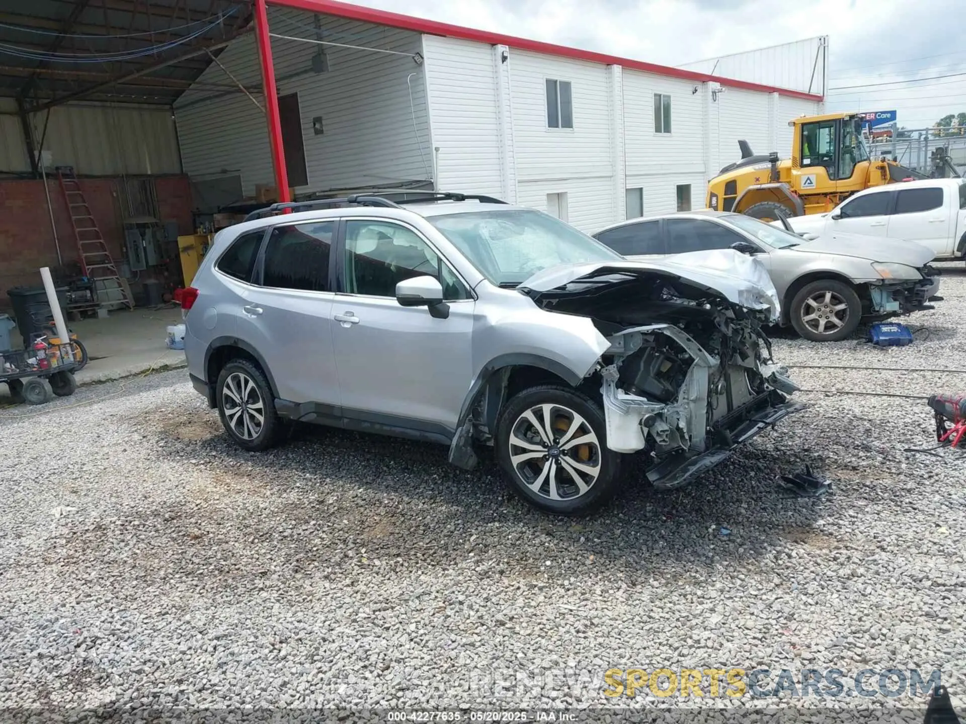 1 Photograph of a damaged car JF2SKAUC9MH532420 SUBARU FORESTER 2021