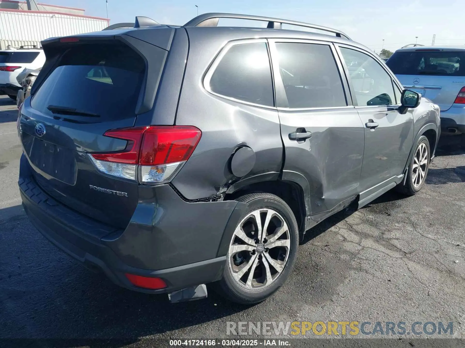 4 Photograph of a damaged car JF2SKAUCXMH560758 SUBARU FORESTER 2021