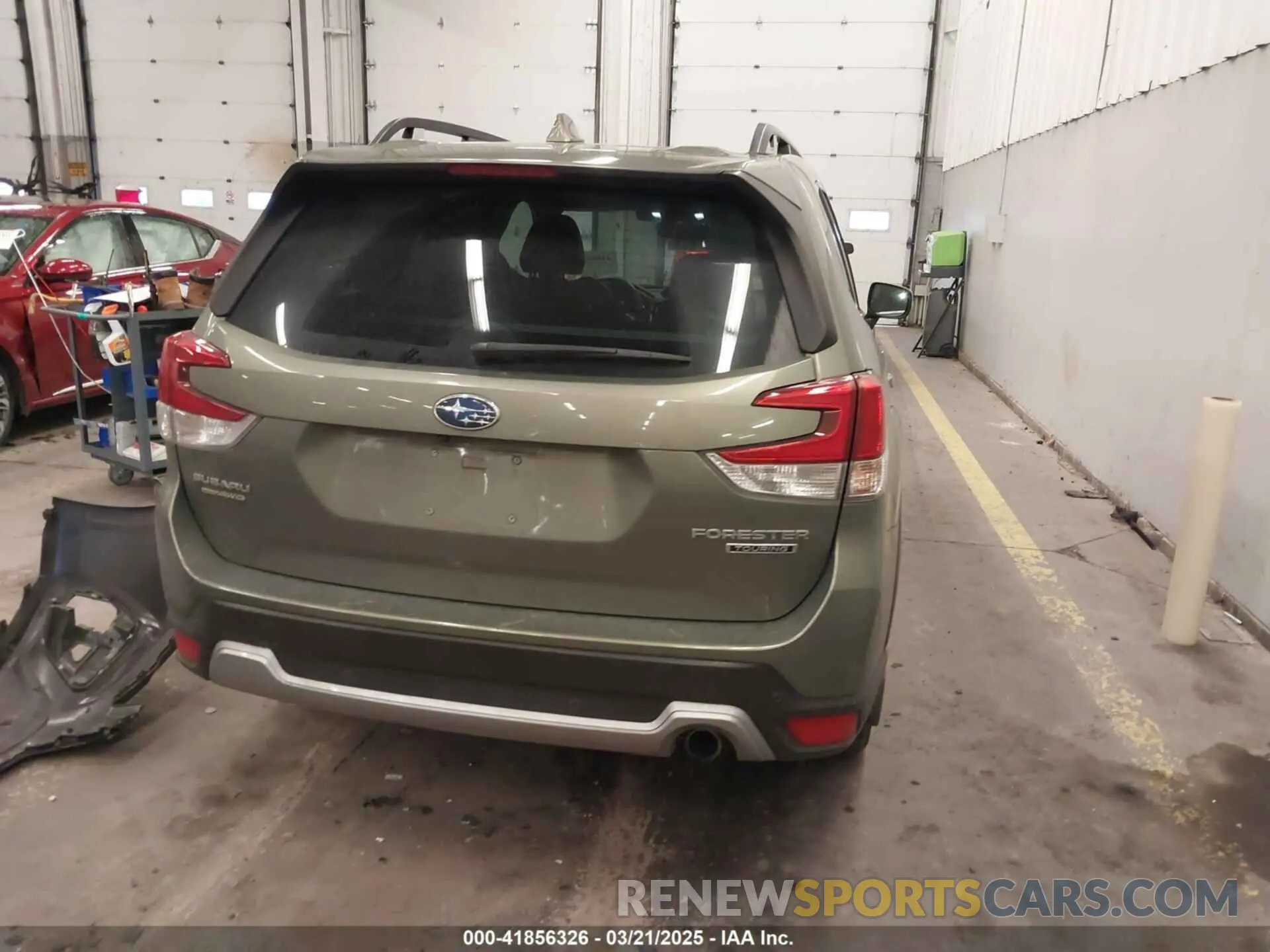17 Photograph of a damaged car JF2SKAXC6MH468784 SUBARU FORESTER 2021