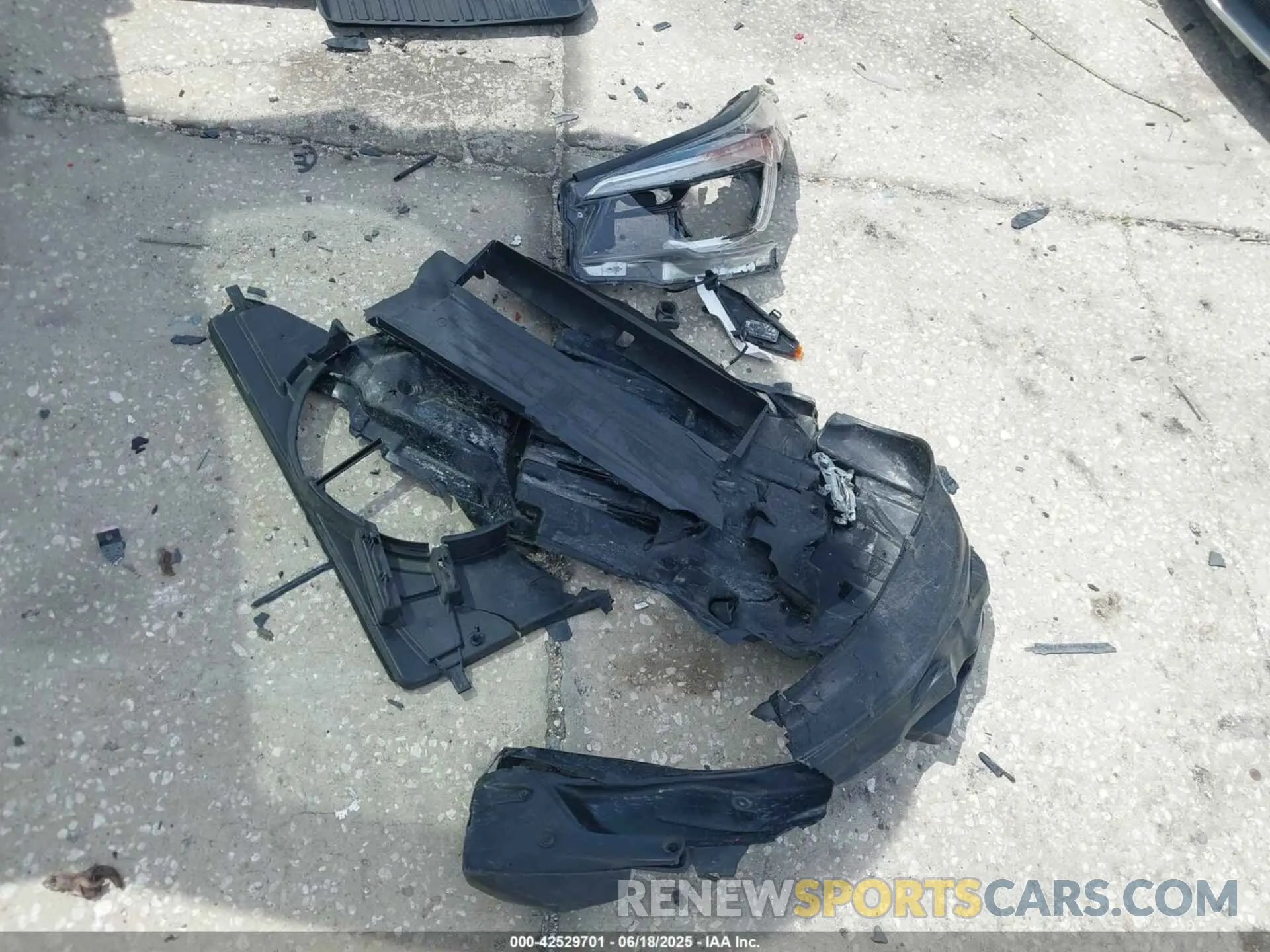 12 Photograph of a damaged car JF2SKAXC8MH574427 SUBARU FORESTER 2021