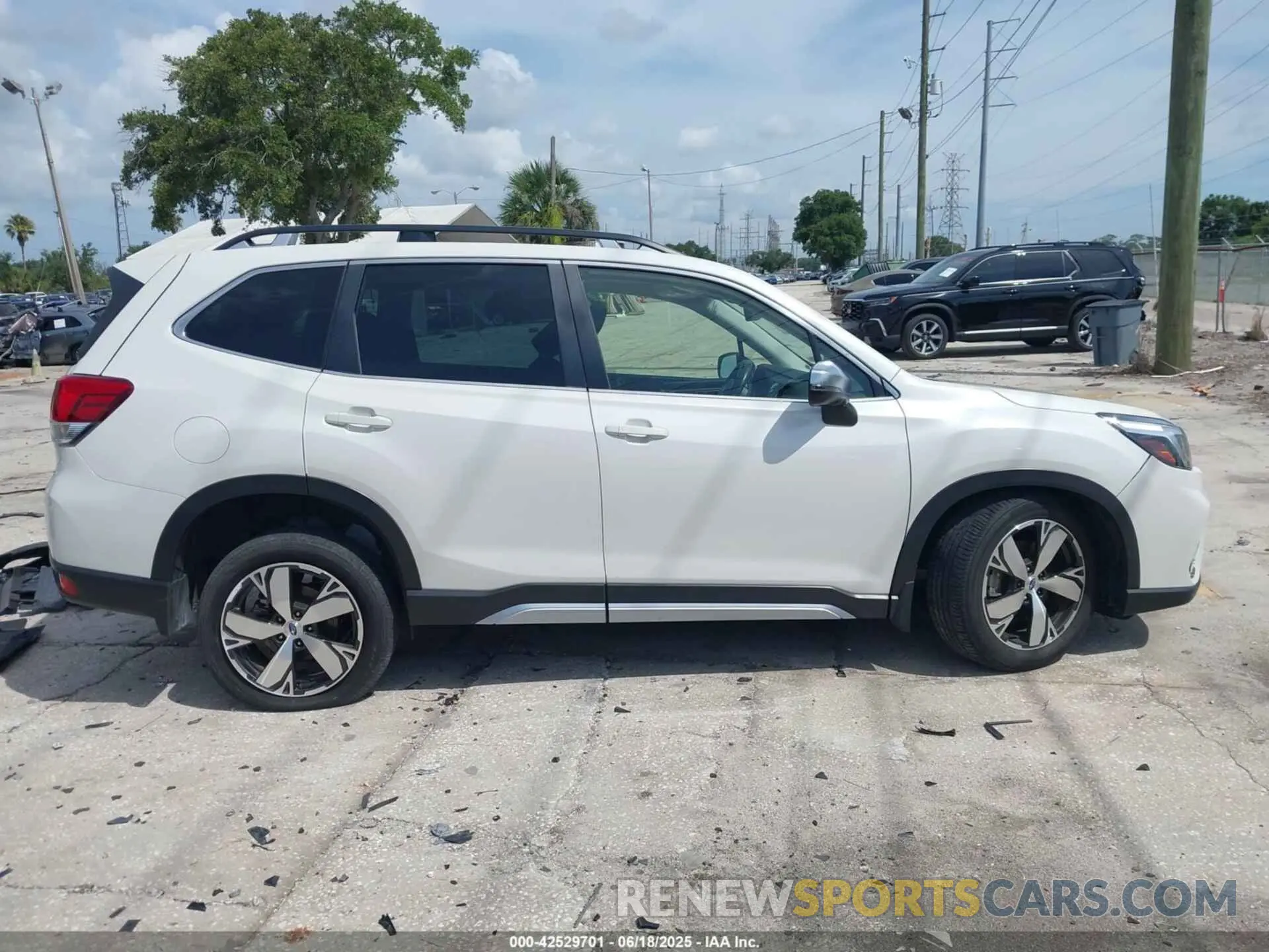 14 Photograph of a damaged car JF2SKAXC8MH574427 SUBARU FORESTER 2021