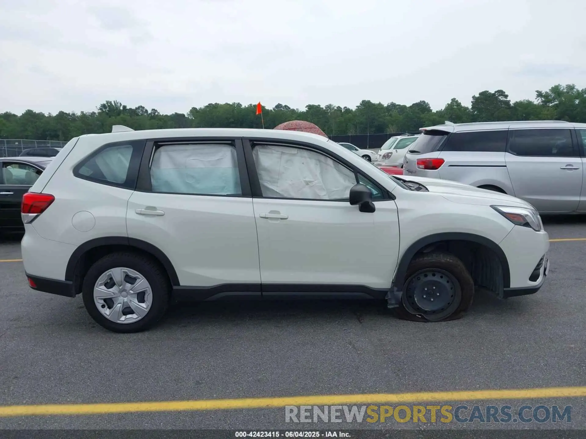 13 Photograph of a damaged car JF2SKAAC7NH513936 SUBARU FORESTER 2022