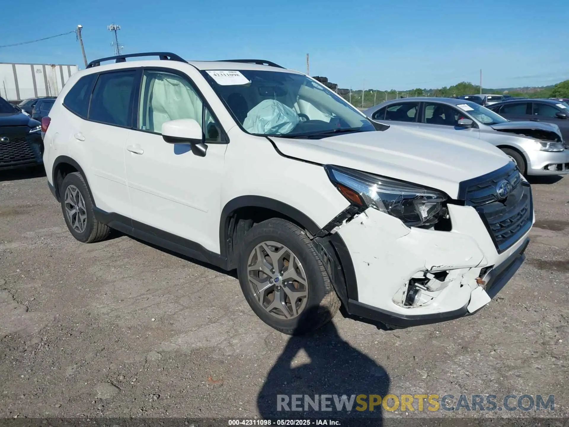 1 Photograph of a damaged car JF2SKADC0NH492763 SUBARU FORESTER 2022