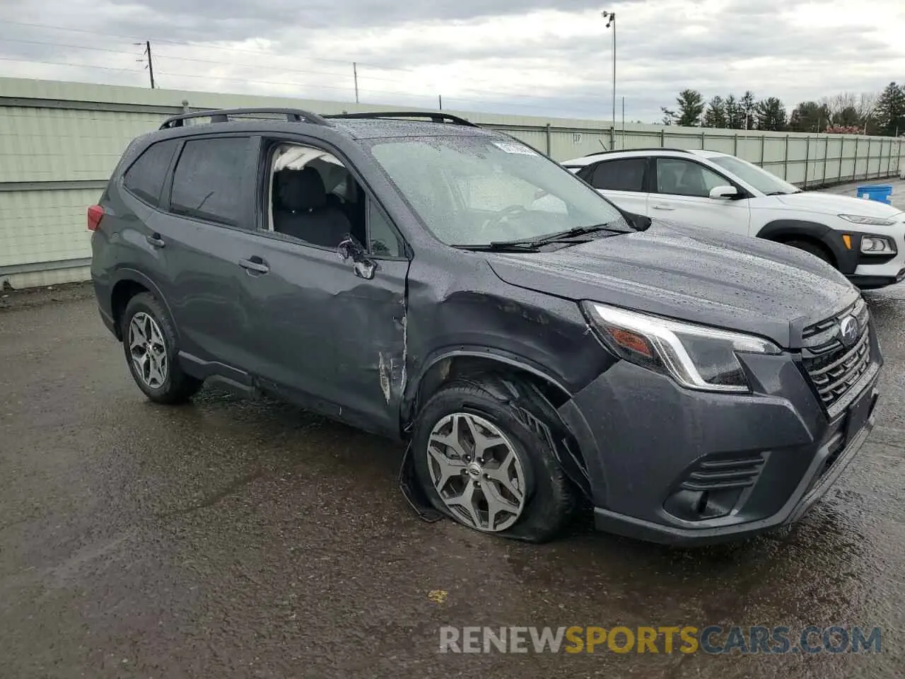 4 Photograph of a damaged car JF2SKADC1NH409597 SUBARU FORESTER 2022