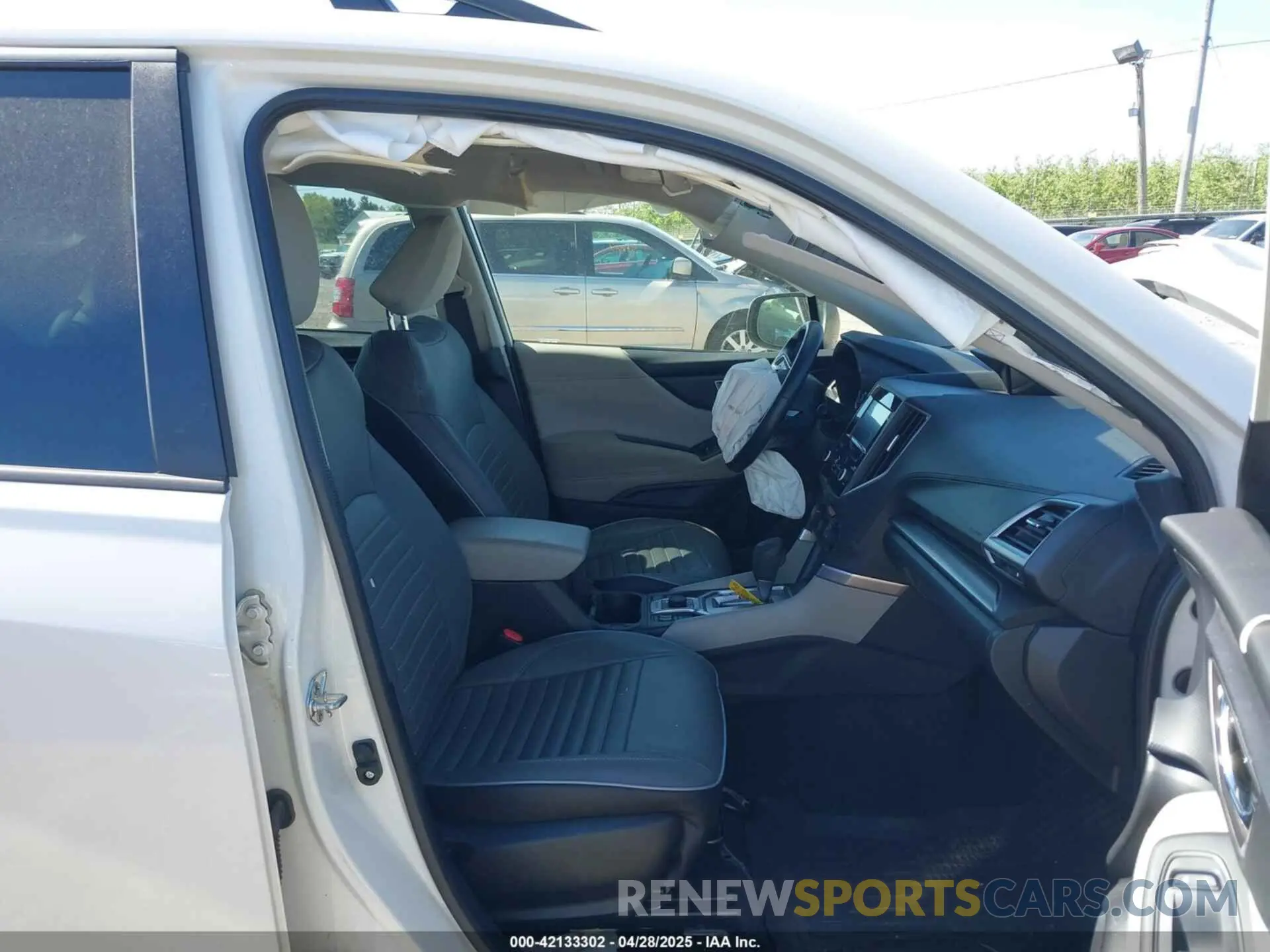 5 Photograph of a damaged car JF2SKADC4NH439676 SUBARU FORESTER 2022