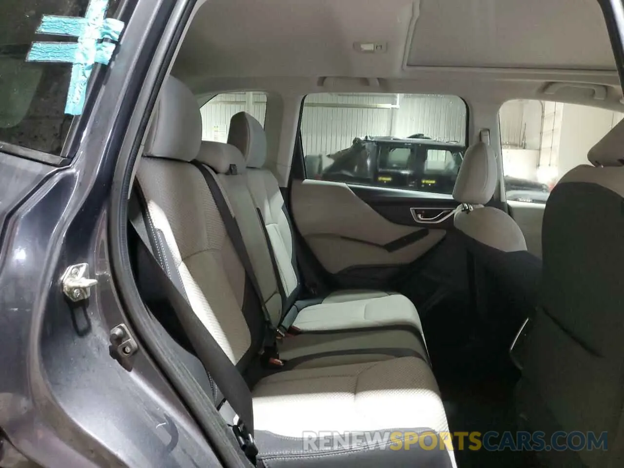 11 Photograph of a damaged car JF2SKADC6NH436021 SUBARU FORESTER 2022
