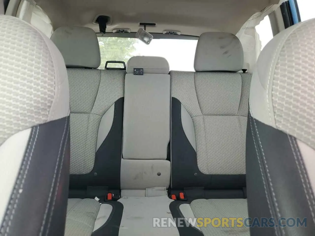 10 Photograph of a damaged car JF2SKADC8NH426509 SUBARU FORESTER 2022