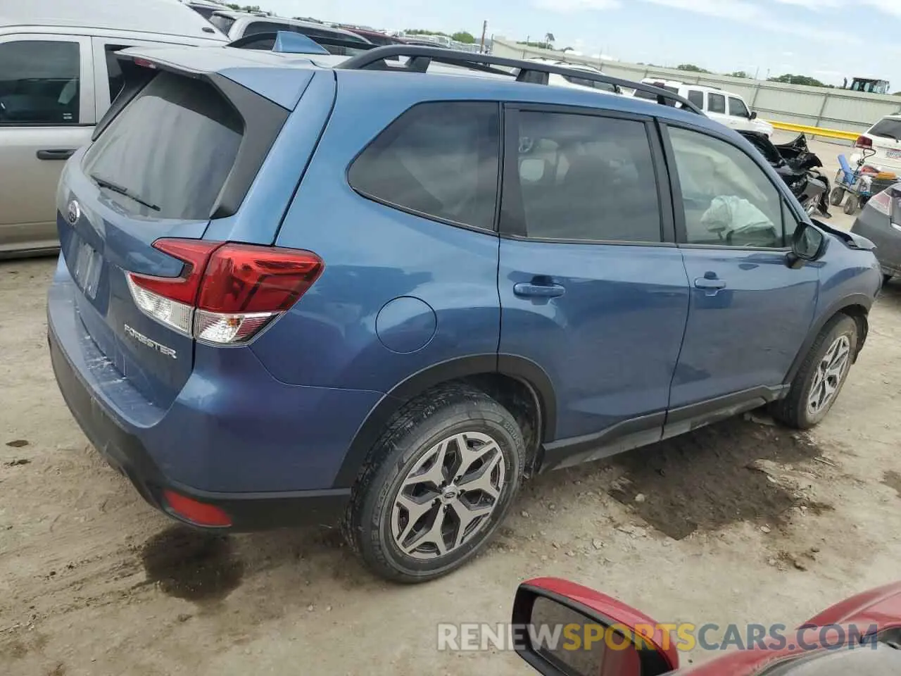 3 Photograph of a damaged car JF2SKADC8NH426509 SUBARU FORESTER 2022