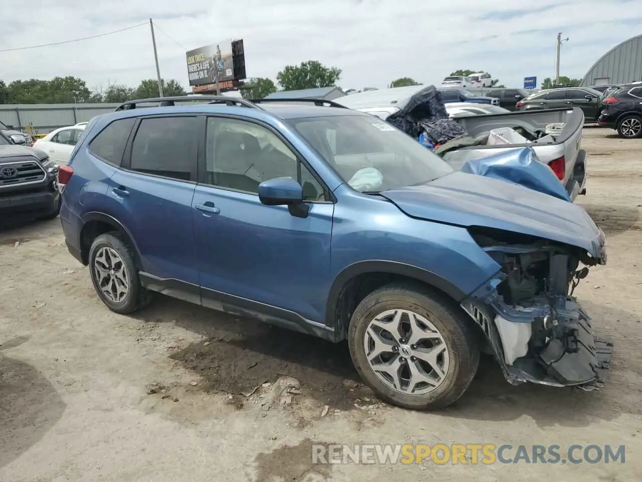 4 Photograph of a damaged car JF2SKADC8NH426509 SUBARU FORESTER 2022