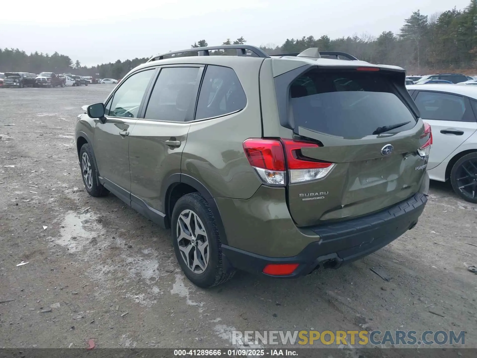3 Photograph of a damaged car JF2SKAEC0NH432982 SUBARU FORESTER 2022