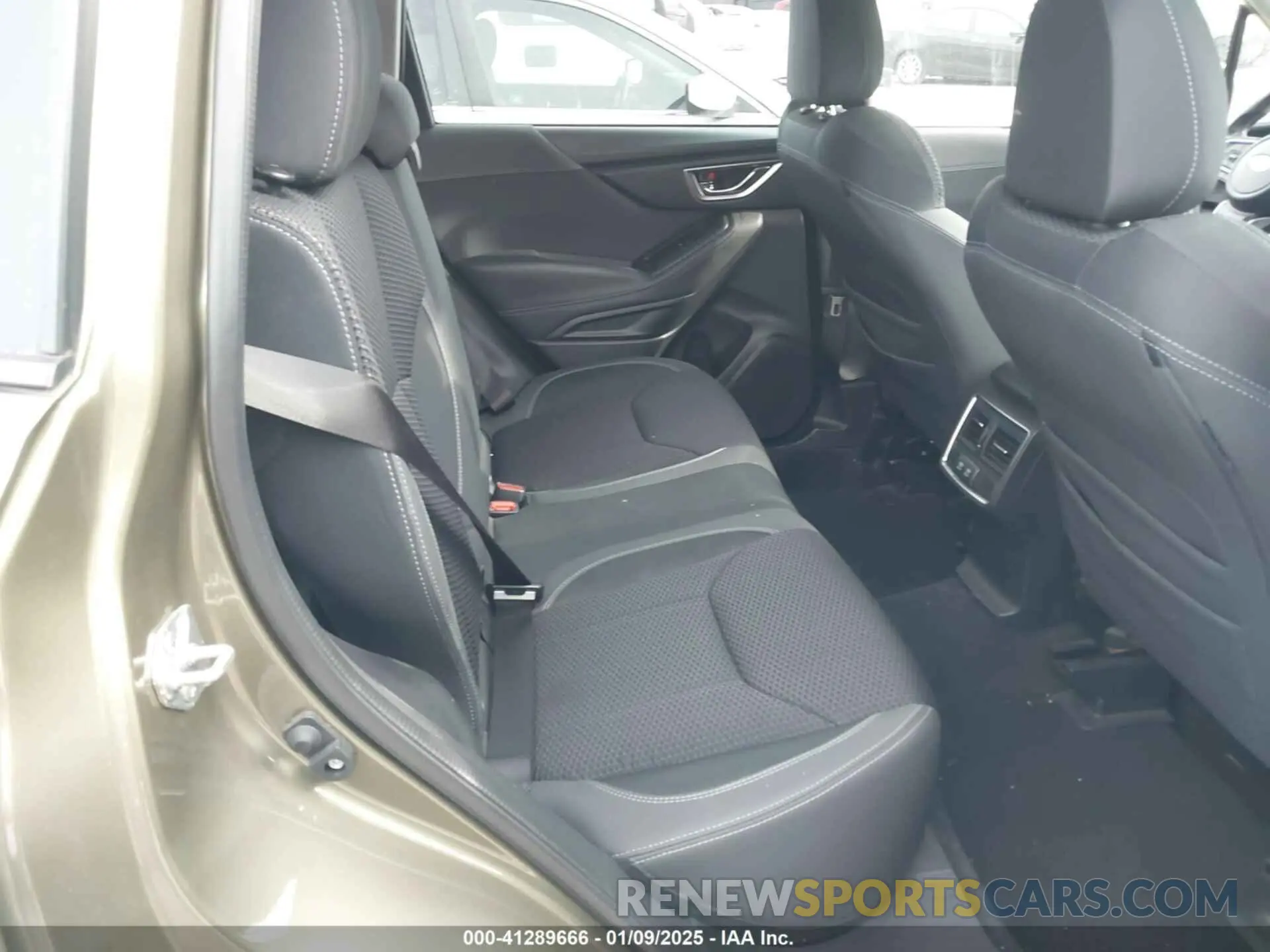 8 Photograph of a damaged car JF2SKAEC0NH432982 SUBARU FORESTER 2022