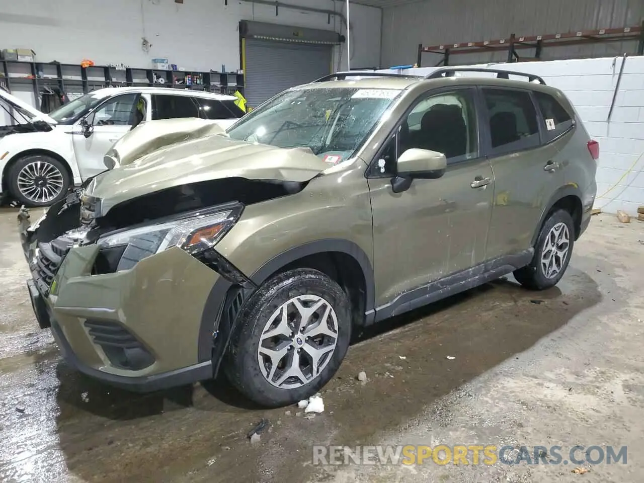 1 Photograph of a damaged car JF2SKAEC0NH476030 SUBARU FORESTER 2022
