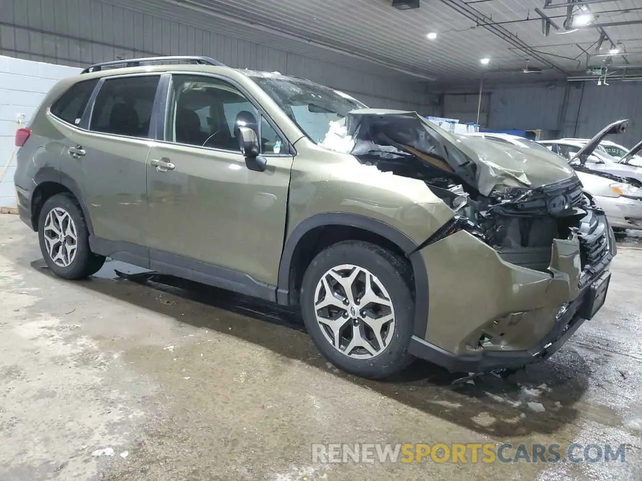 4 Photograph of a damaged car JF2SKAEC0NH476030 SUBARU FORESTER 2022