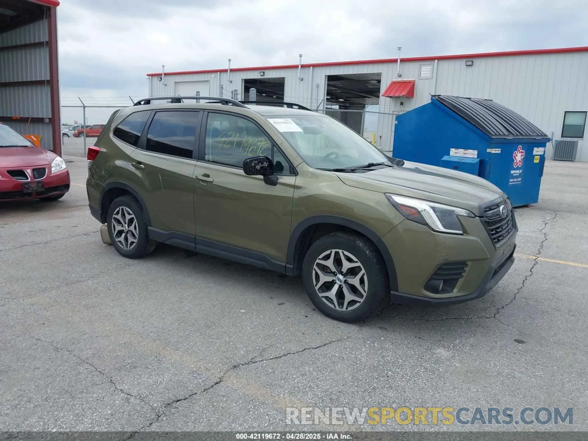 1 Photograph of a damaged car JF2SKAEC2NH403340 SUBARU FORESTER 2022