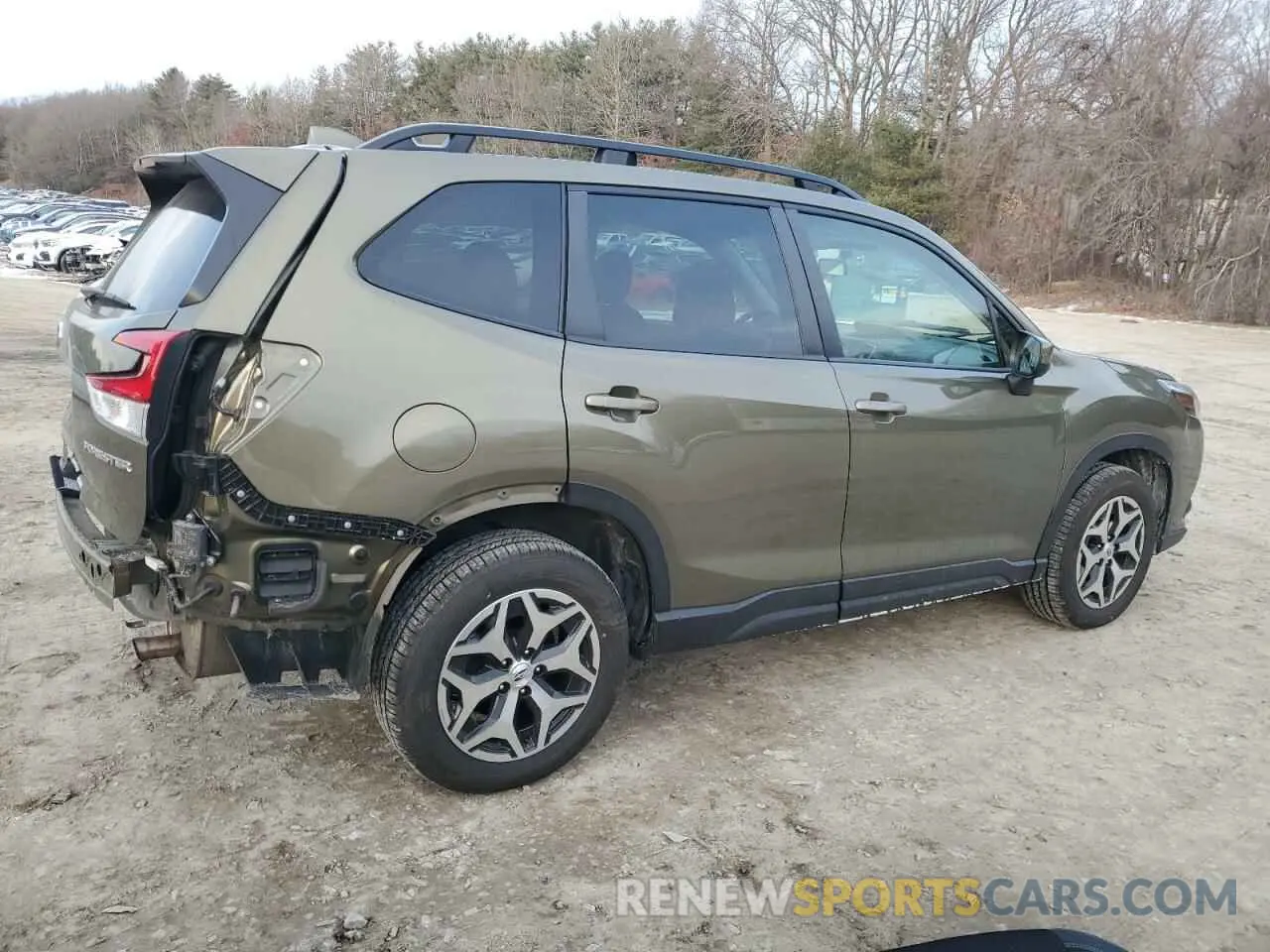 3 Photograph of a damaged car JF2SKAEC4NH415182 SUBARU FORESTER 2022