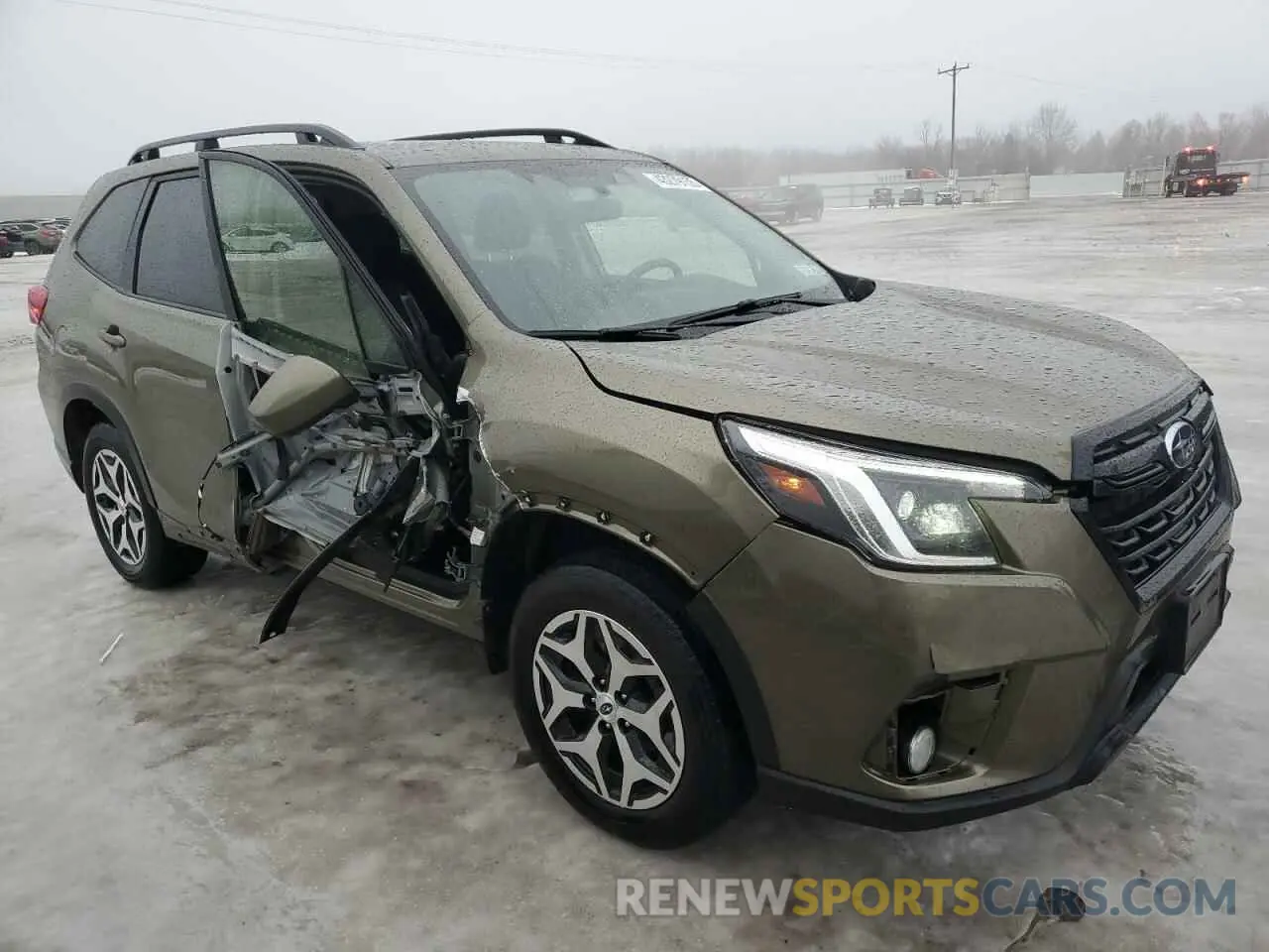 4 Photograph of a damaged car JF2SKAEC6NH515302 SUBARU FORESTER 2022