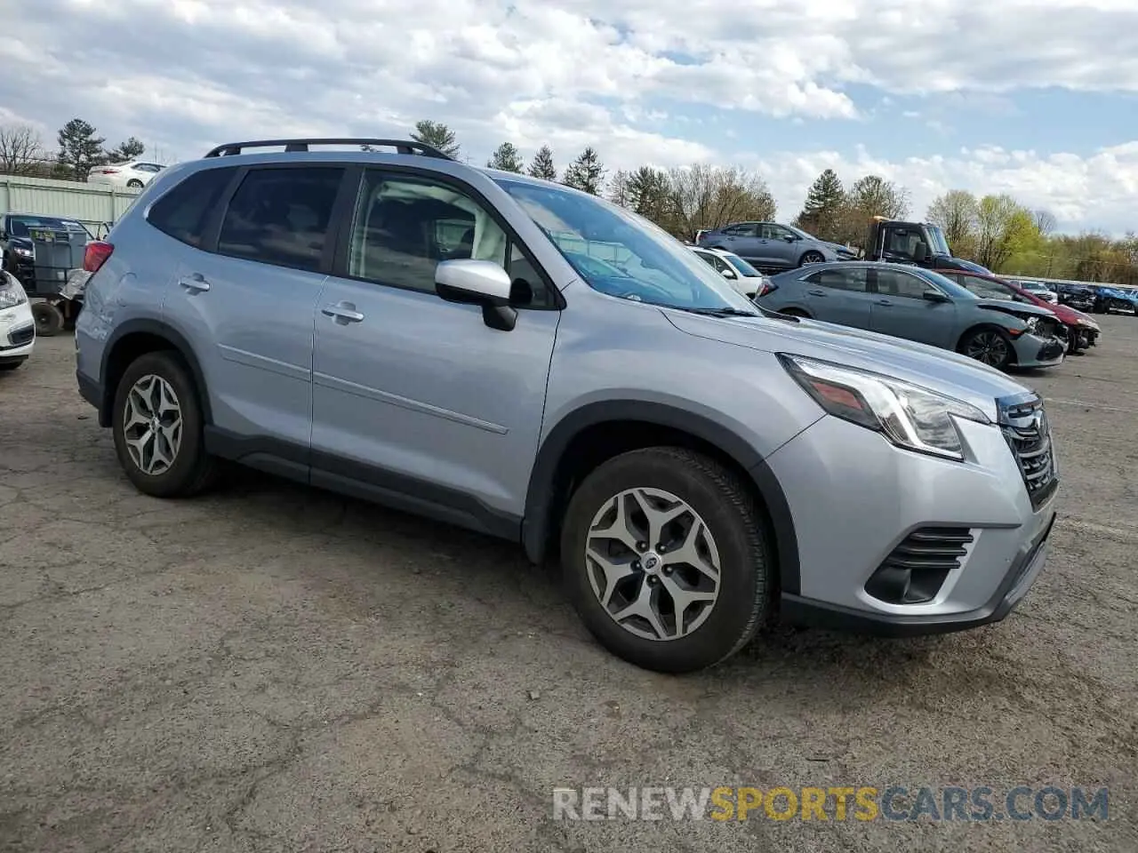 4 Photograph of a damaged car JF2SKAEC7NH432171 SUBARU FORESTER 2022