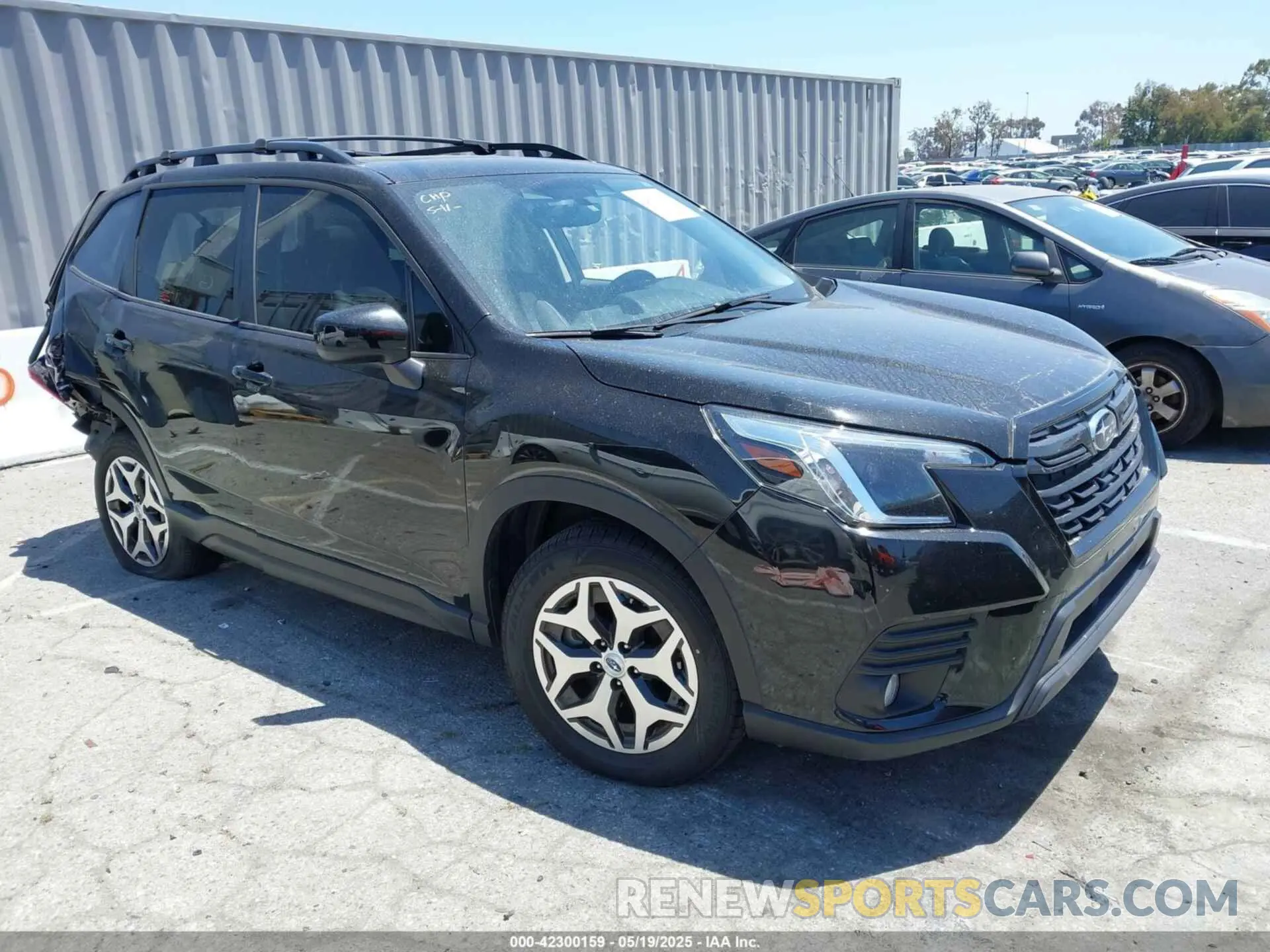1 Photograph of a damaged car JF2SKAEC8NH422572 SUBARU FORESTER 2022