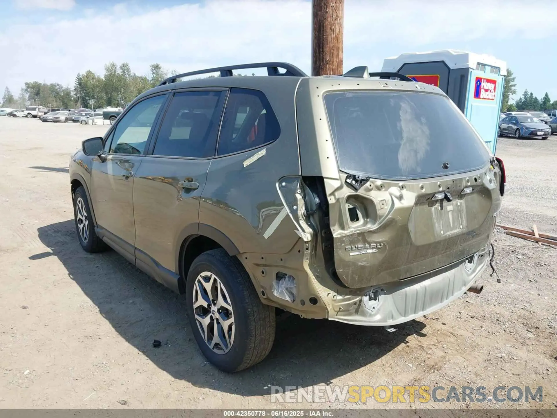 3 Photograph of a damaged car JF2SKAEC9NH486863 SUBARU FORESTER 2022