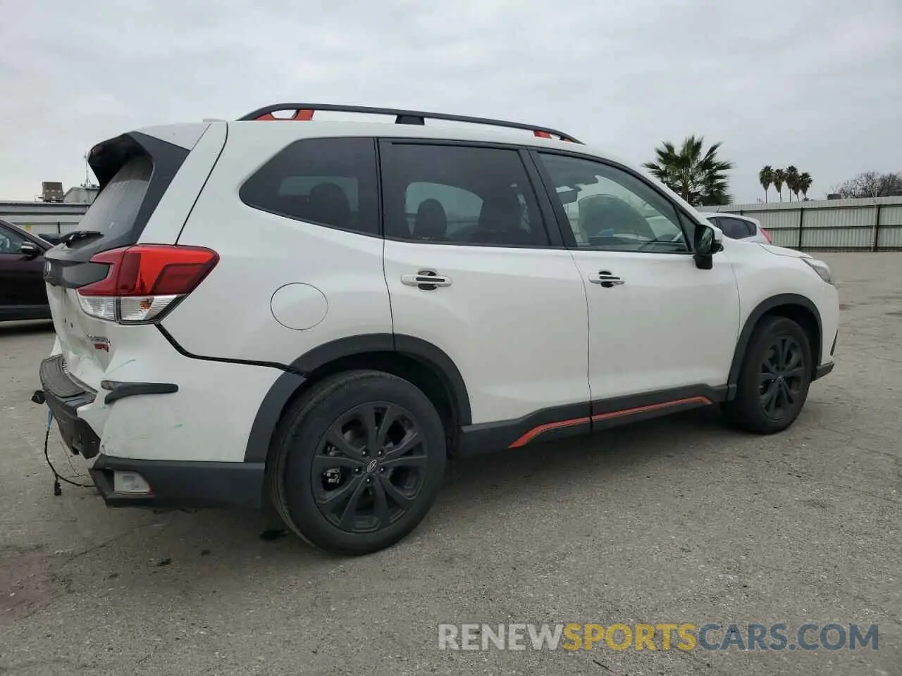 3 Photograph of a damaged car JF2SKAJCXNH512313 SUBARU FORESTER 2022
